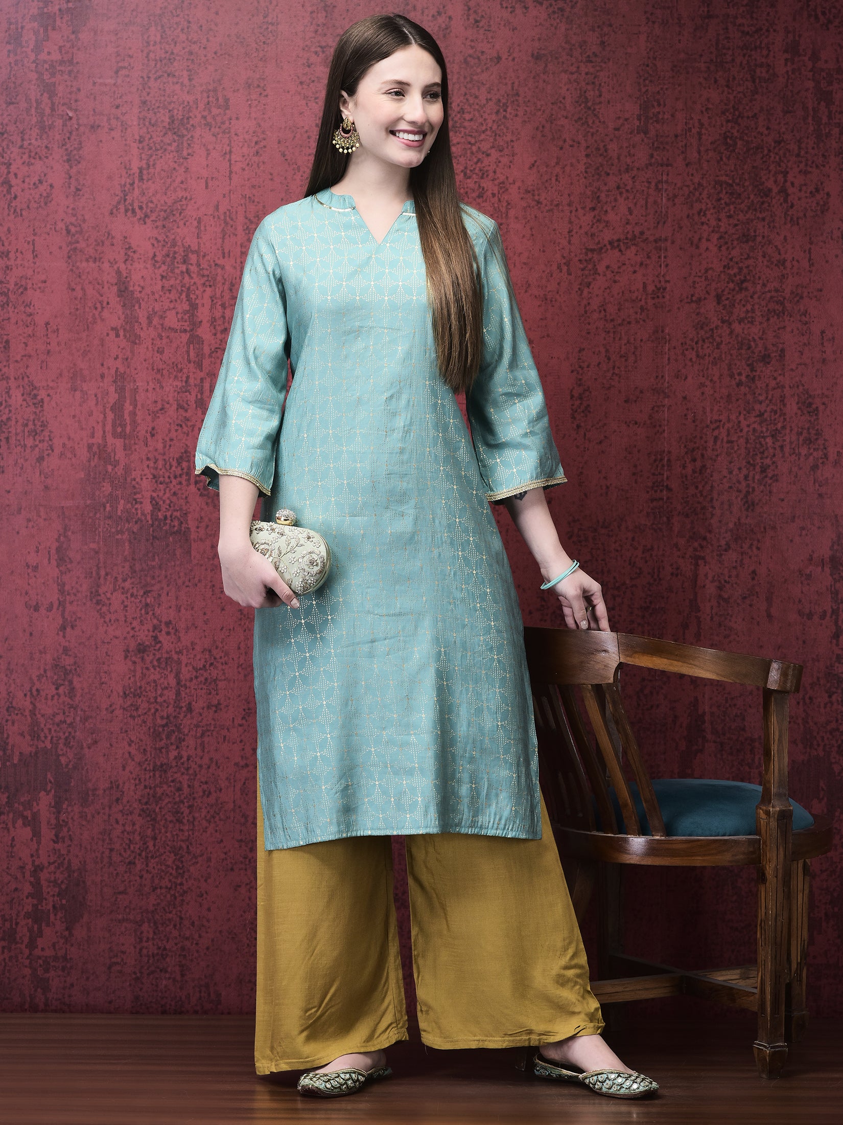 Women Liva Turquoise Blue Foil Print Kurta