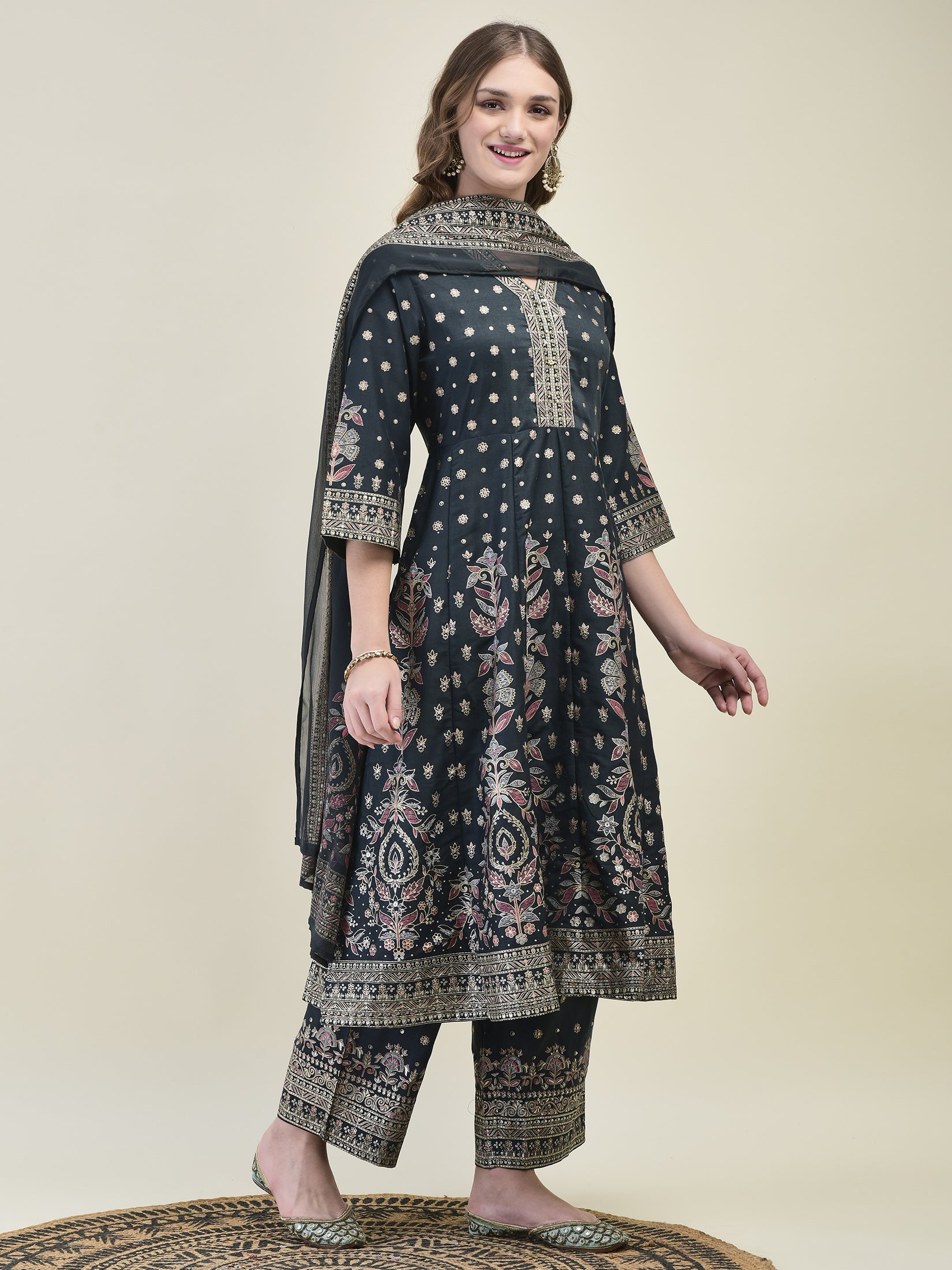 Women Liva Samaira Grey Ornamental Print Kurta Comfort Pant Dupatta