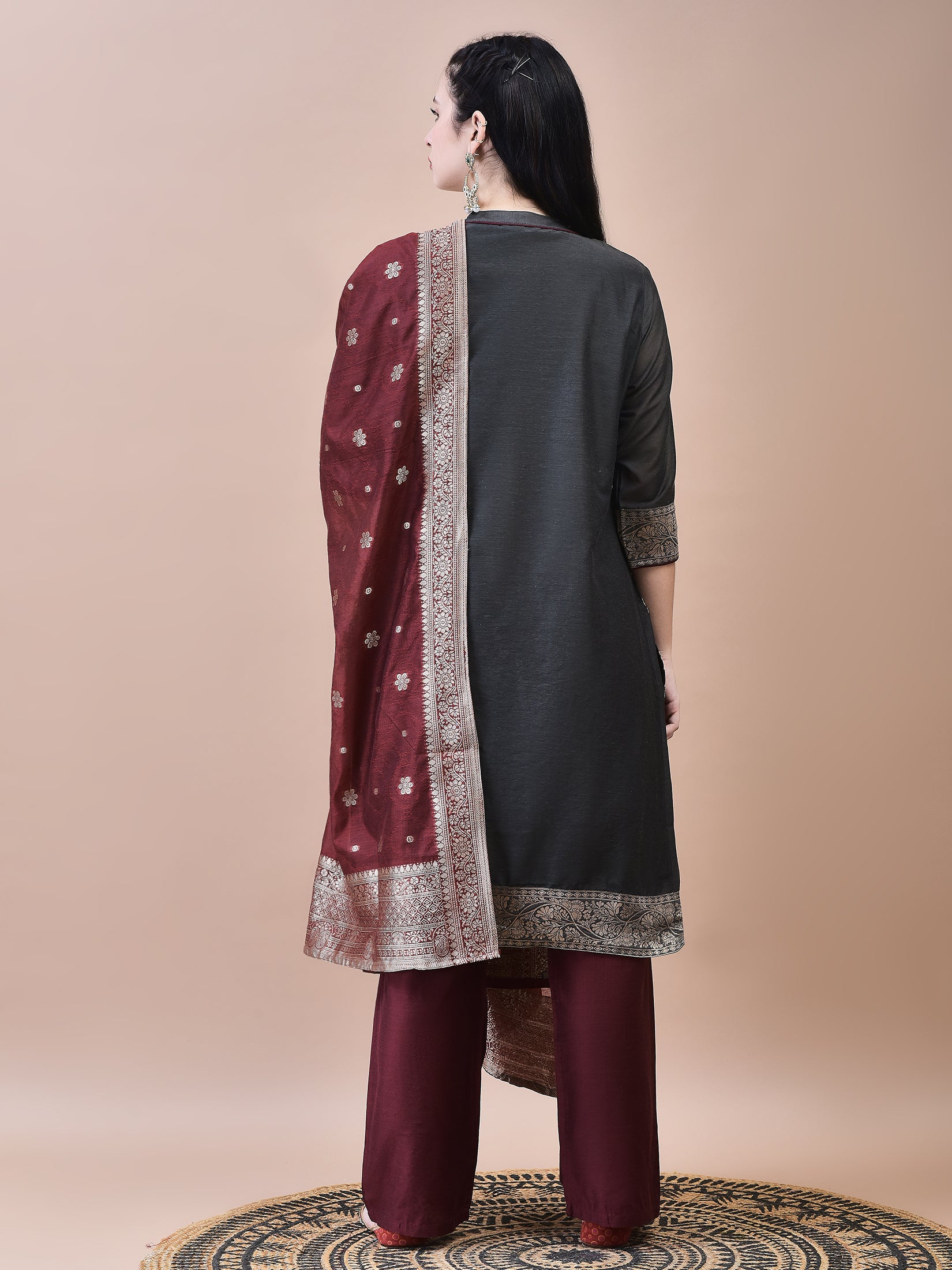 Women Jacquard Grey Woven Kurta Comfort Pant Dupatta