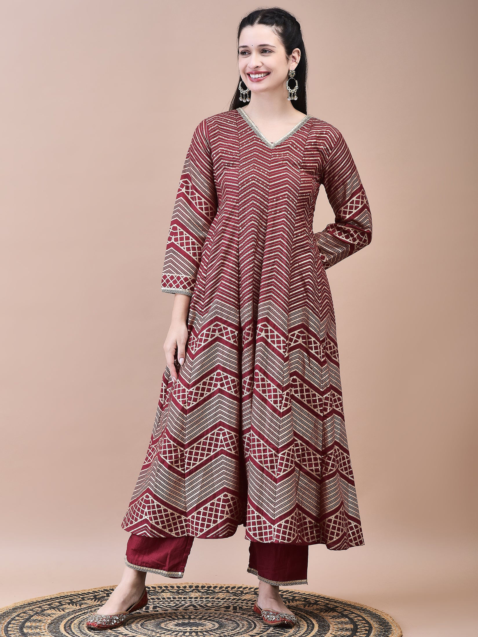 Women Samaira Maroon Geometric Print Kurta Comfort Pant Dupatta