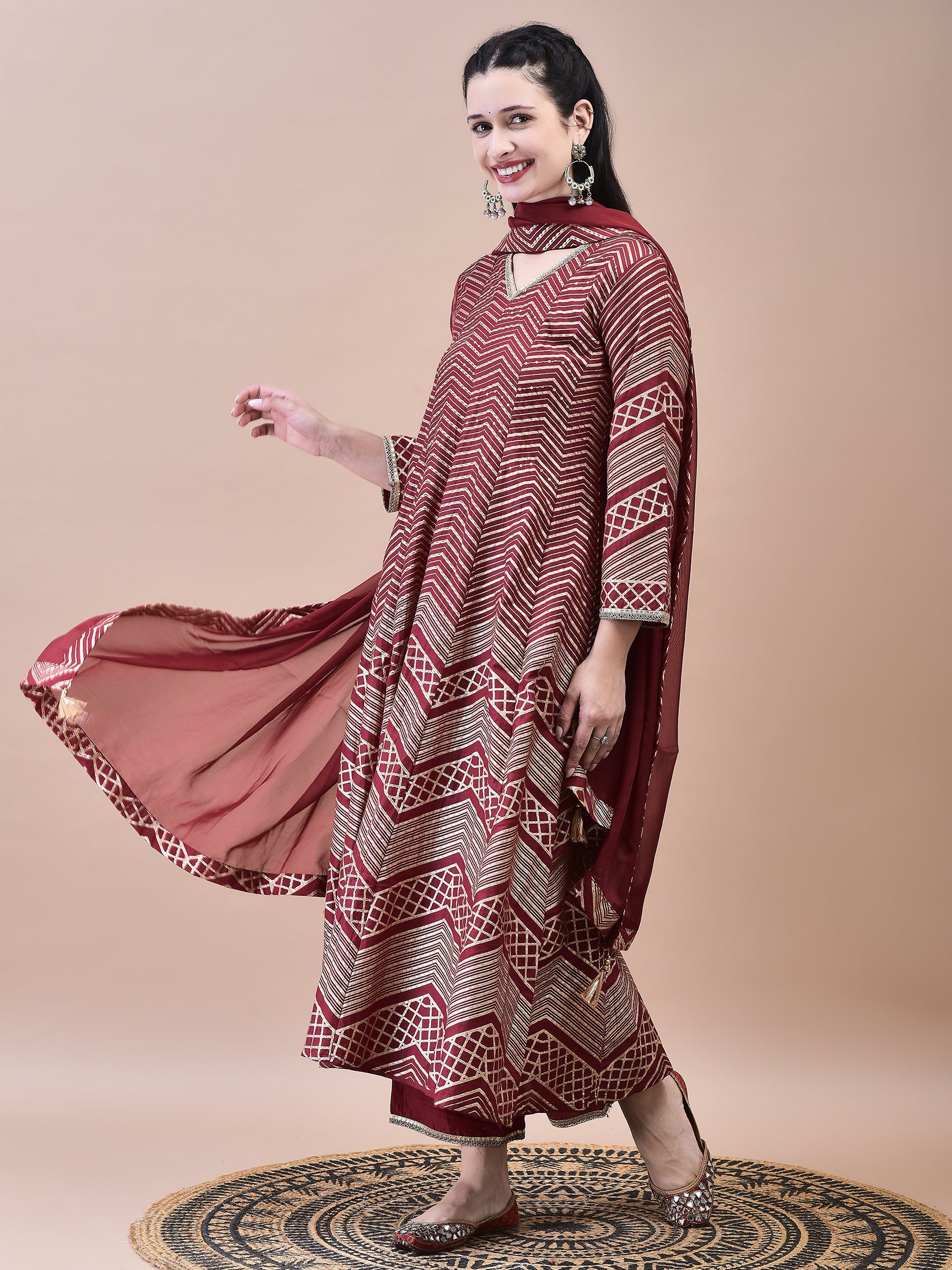 Women Samaira Maroon Geometric Print Kurta Comfort Pant Dupatta