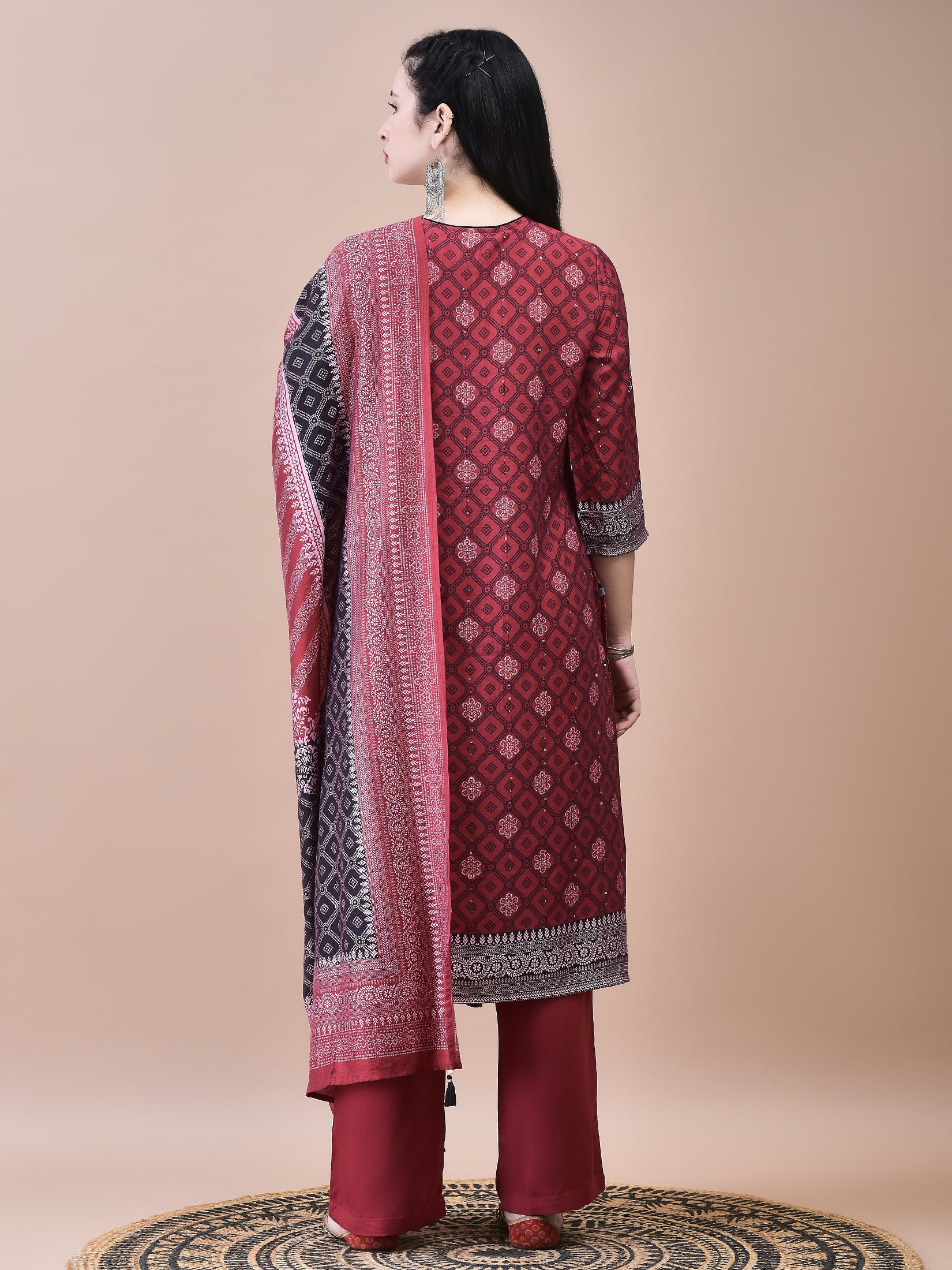 Women Muslin Maroon Bandhani Print Kurta Comfort Pant Dupatta