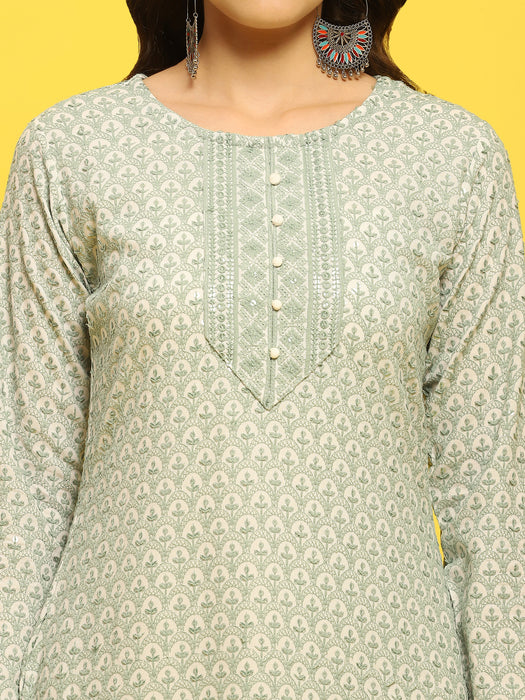 Women Liva Rayon Green Schiffli Embroidered Kurta