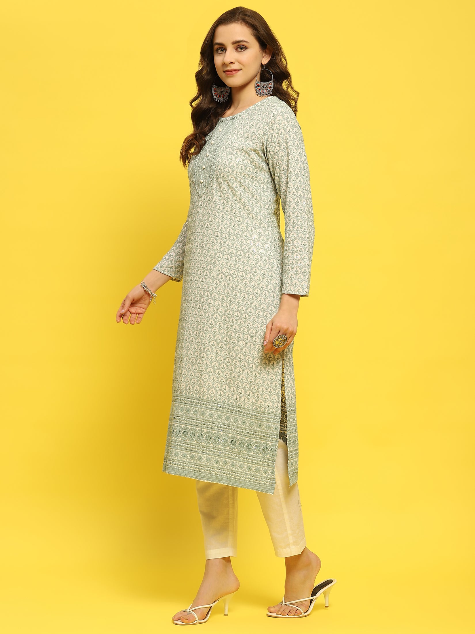 Women Liva Rayon Green Schiffli Embroidered Kurta