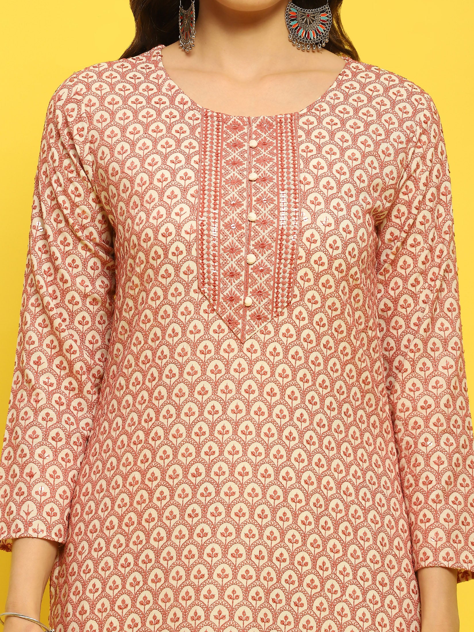 Women Liva Rayon Lilac Schiffli Embroidered Kurta