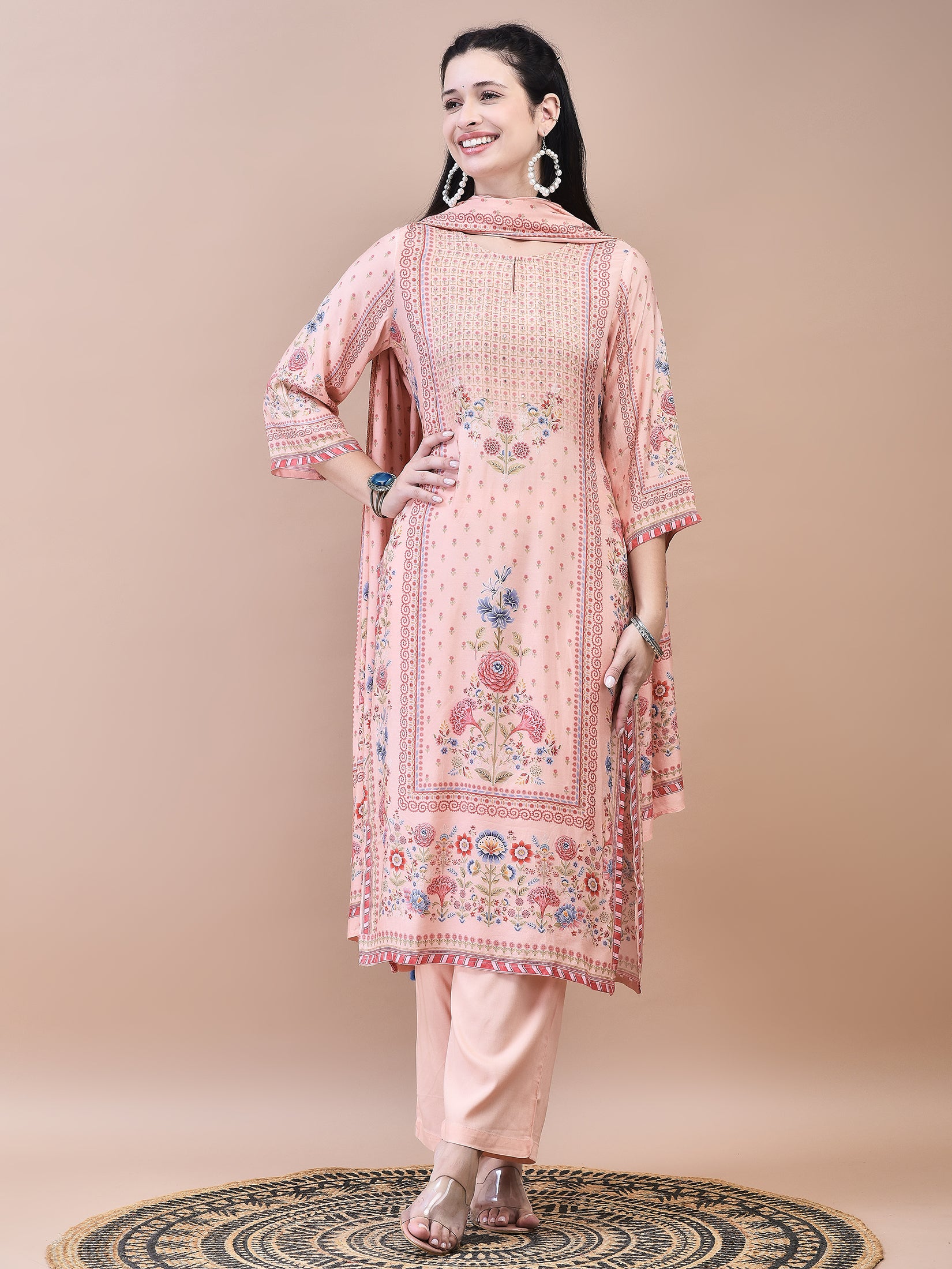 Women Muslin Peach Floral Print Kurta Comfort Pant Dupatta