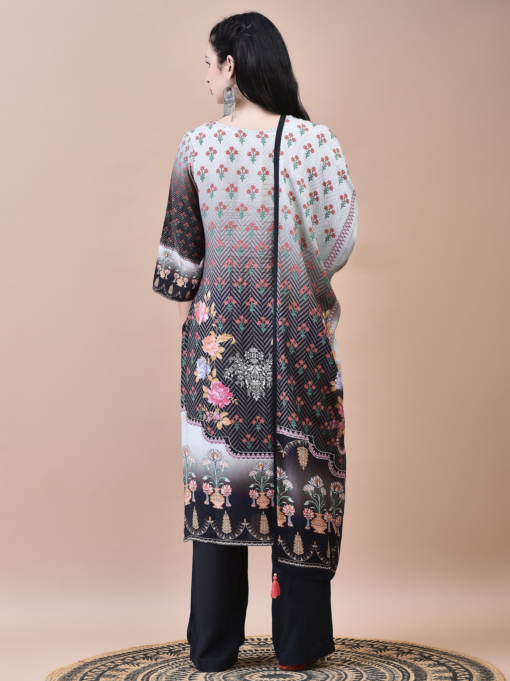 Women Muslin Grey Floral Print Kurta Comfort Pant Dupatta