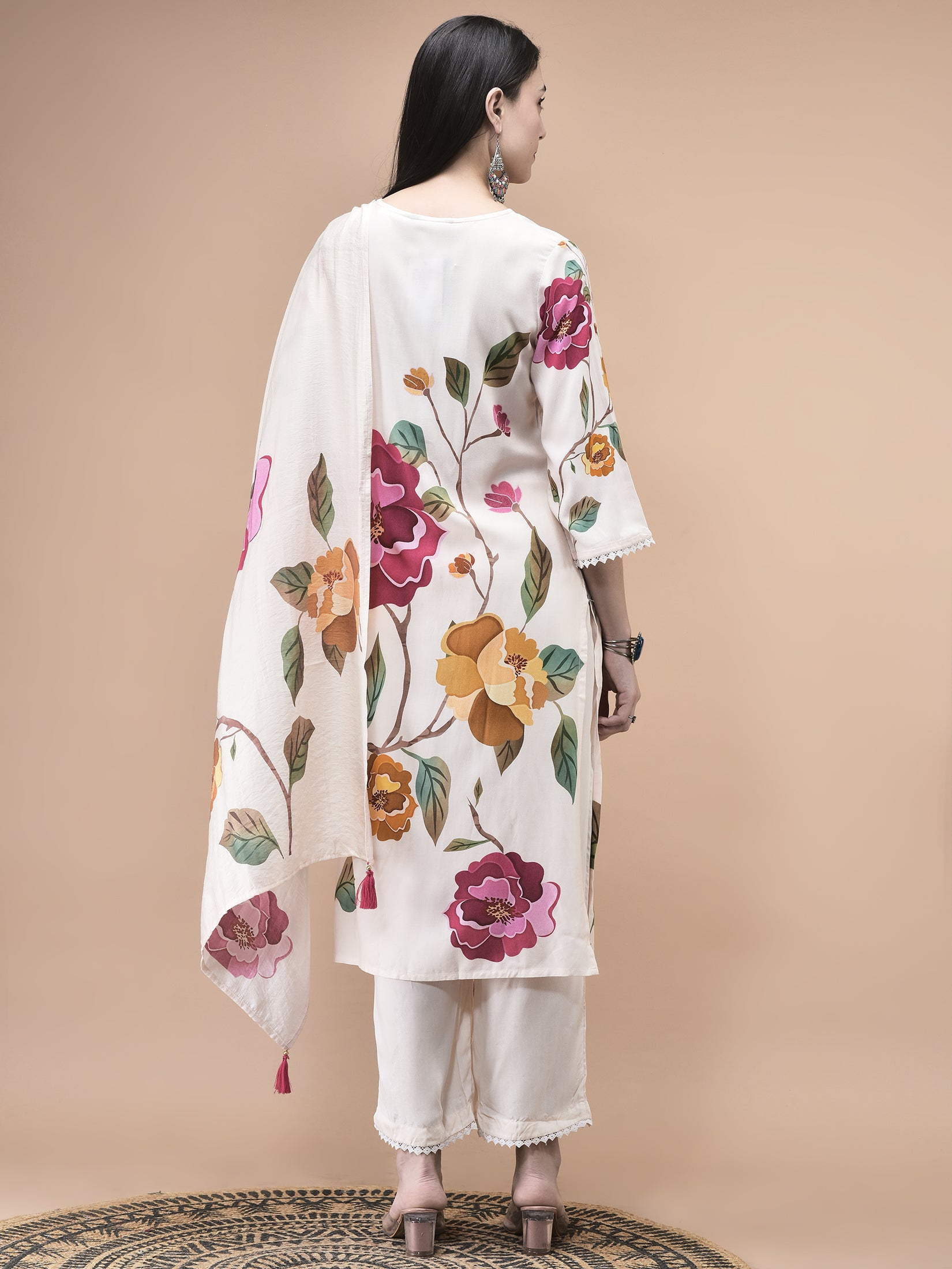 Women Liva Off White Floral Print Kurta Comfort Pant Dupatta