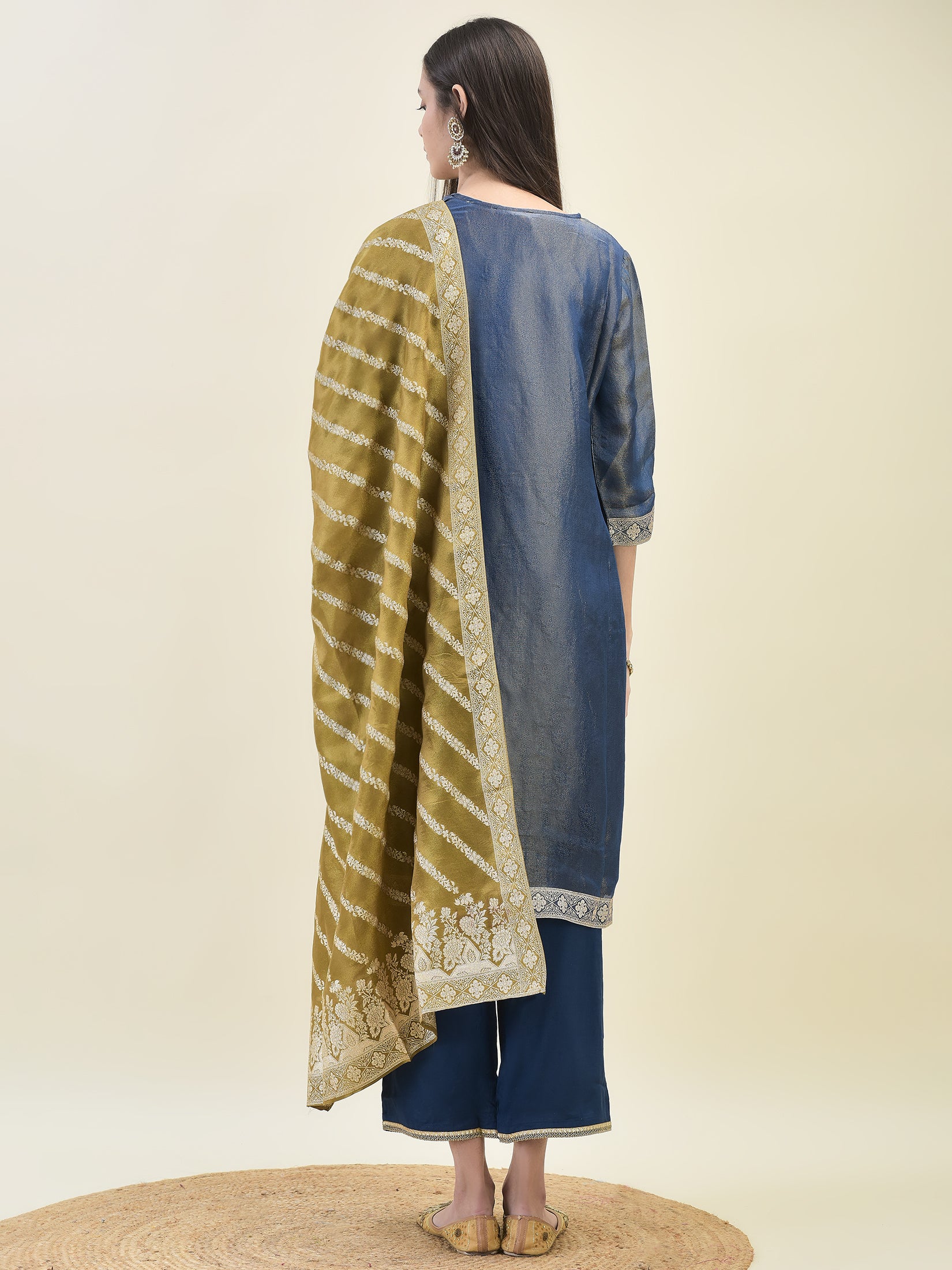 Women Jacquard Blue Ornamental Print Kurta Comfort Pant Dupatta