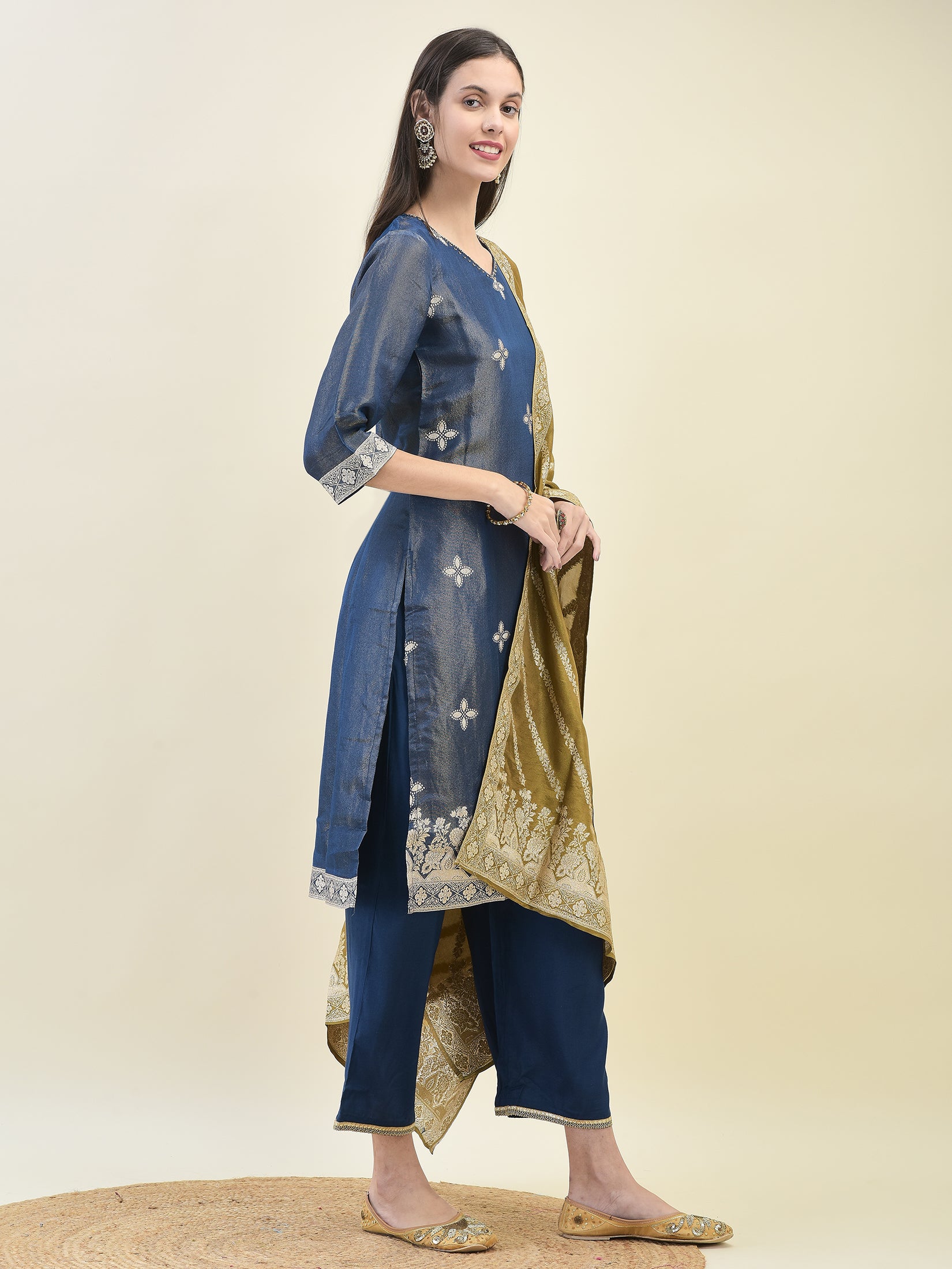 Women Jacquard Blue Ornamental Print Kurta Comfort Pant Dupatta