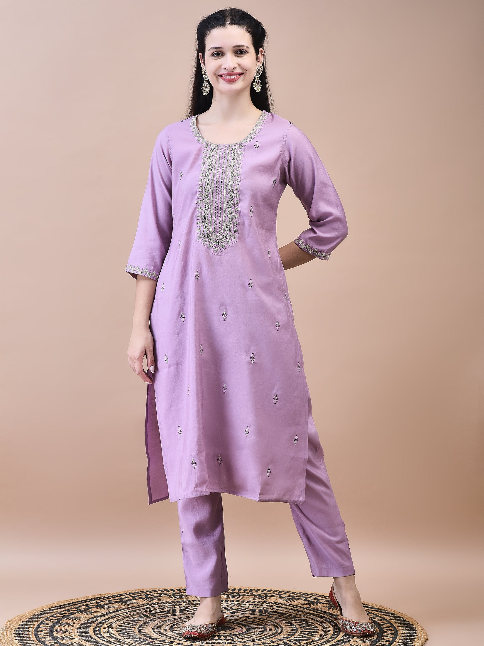 Women Chanderi Lilac Embroidered Kurta Comfort Pant Dupatta