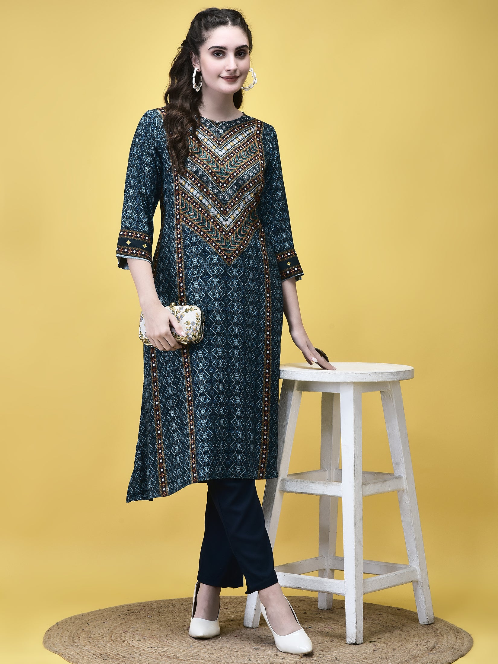 Women Liva Navy Blue Ornamental Print Kurta