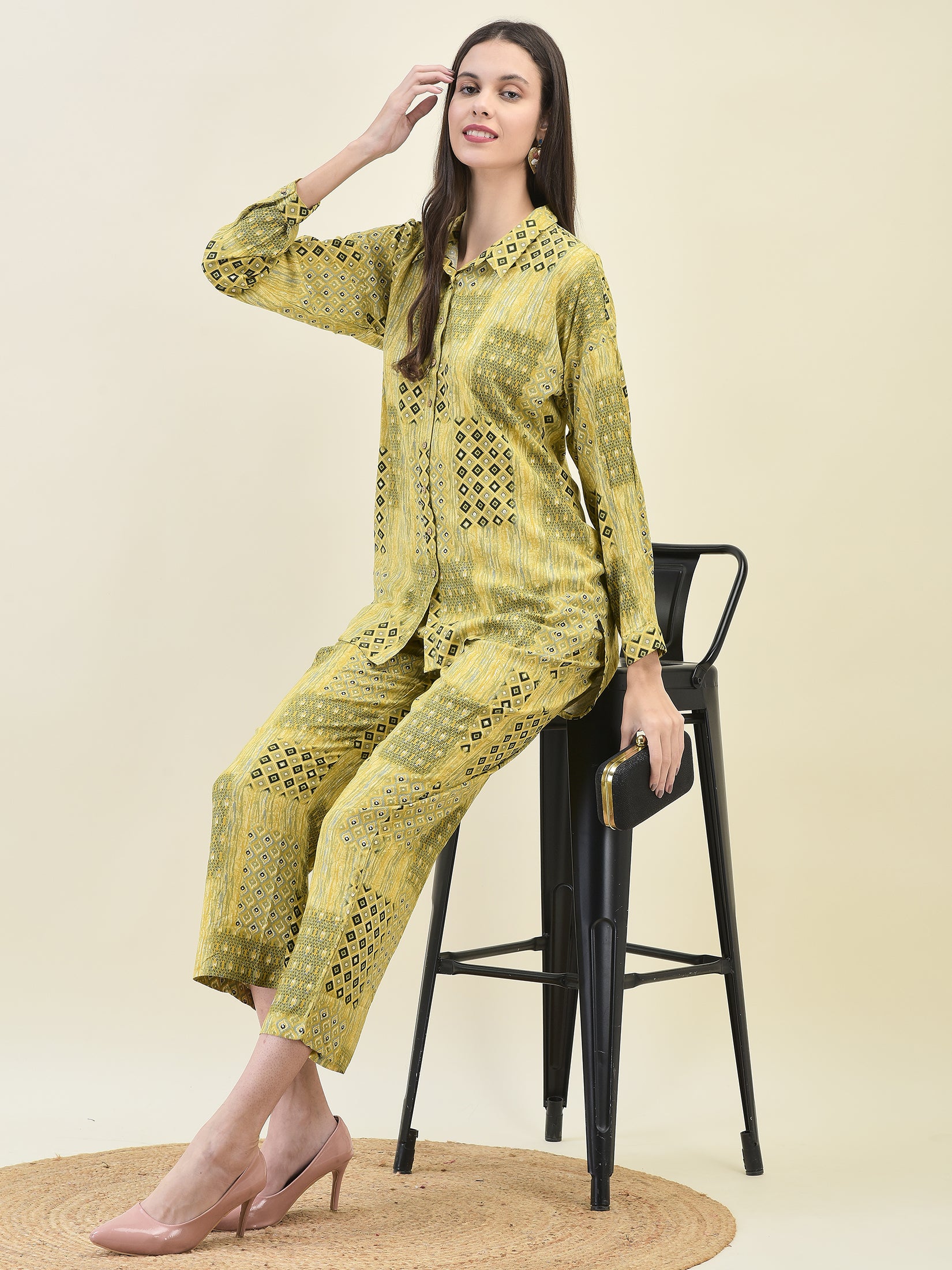 Women Liva Rayon Olive Geometric Print Co-Ord Set