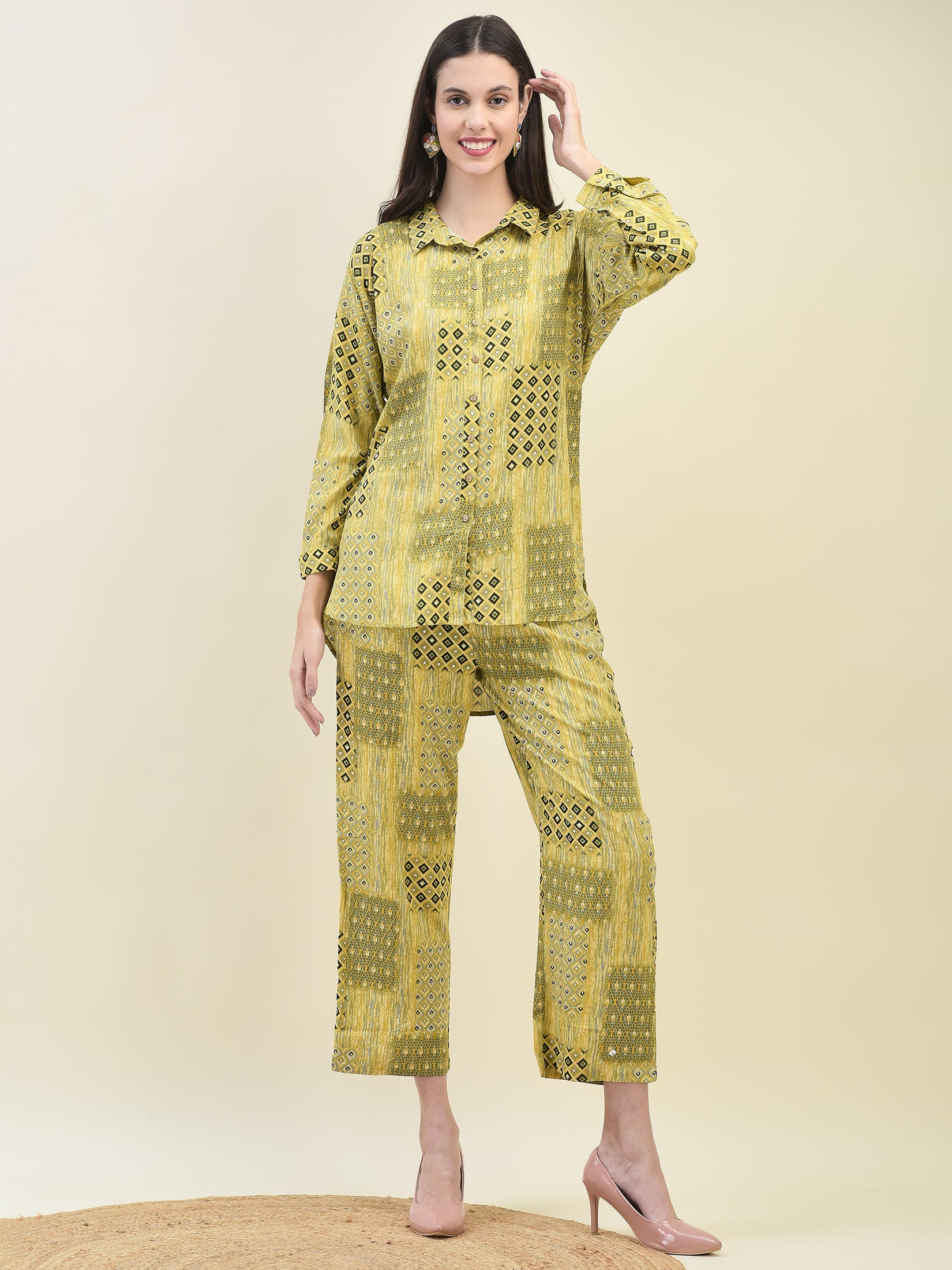 Women Liva Rayon Olive Geometric Print Co-Ord Set