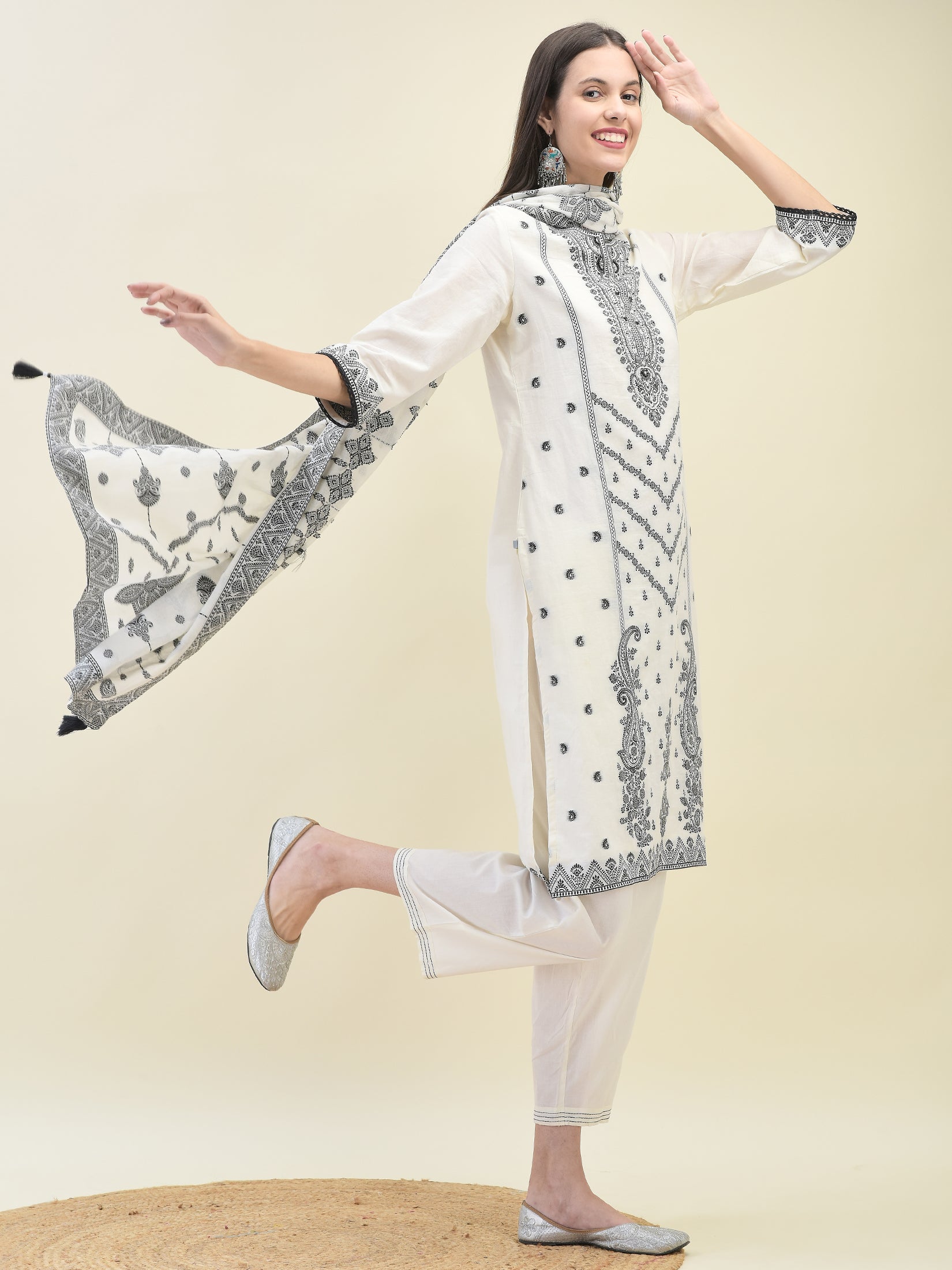 Women Jacquard Off White Solid Kurta Comfort Pant Dupatta