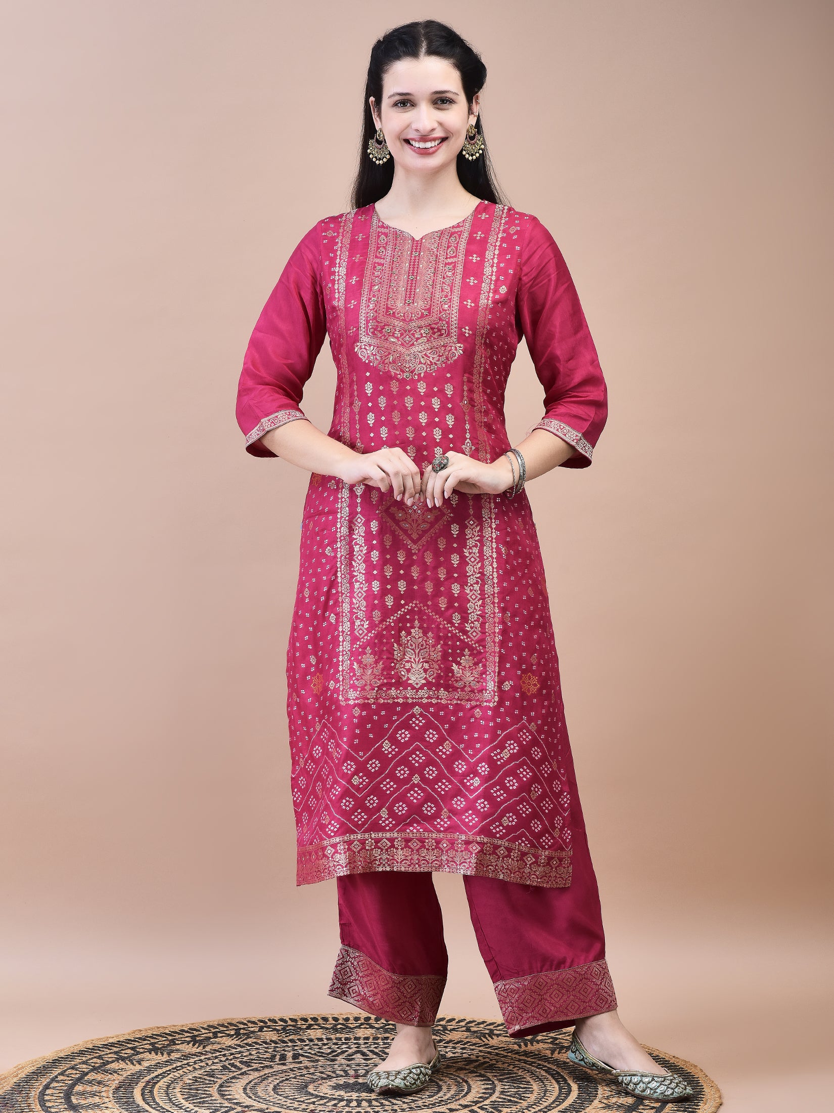 Women Dola Jacquard Fuchsia Woven Kurta Comfort Pant Dupatta