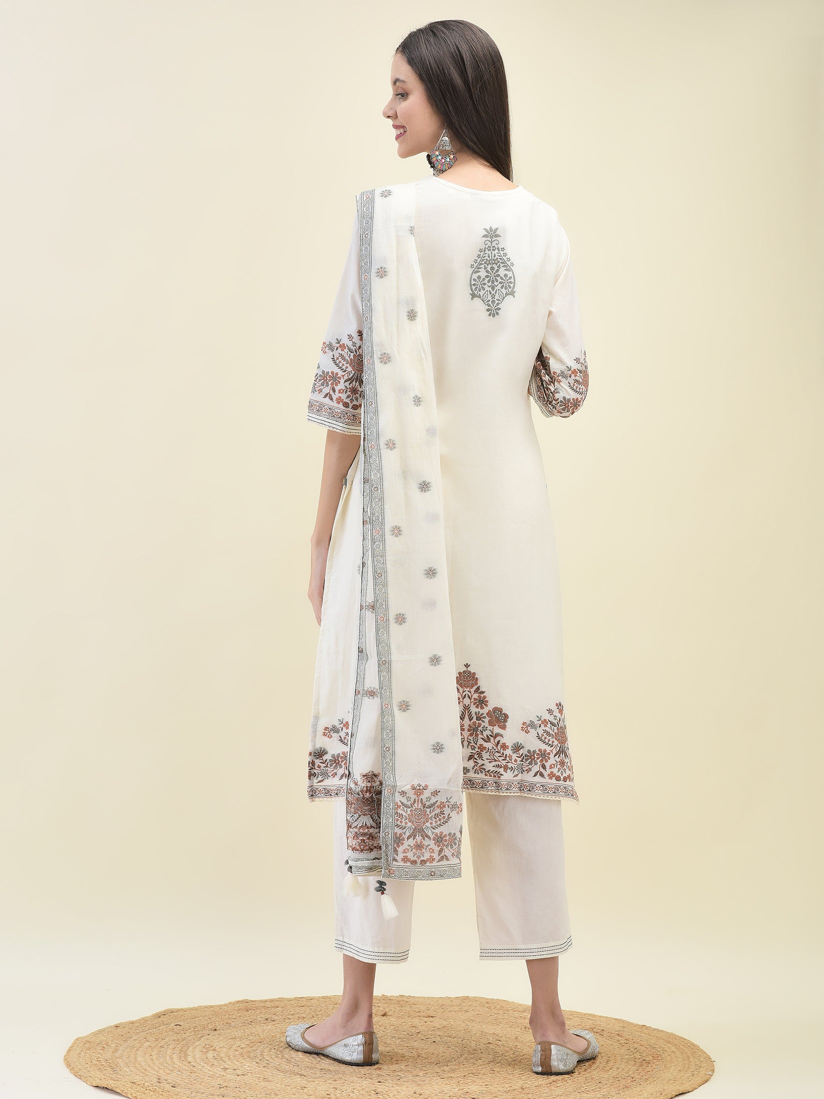 Women Jacquard Off White Solid Kurta Comfort Pant Dupatta