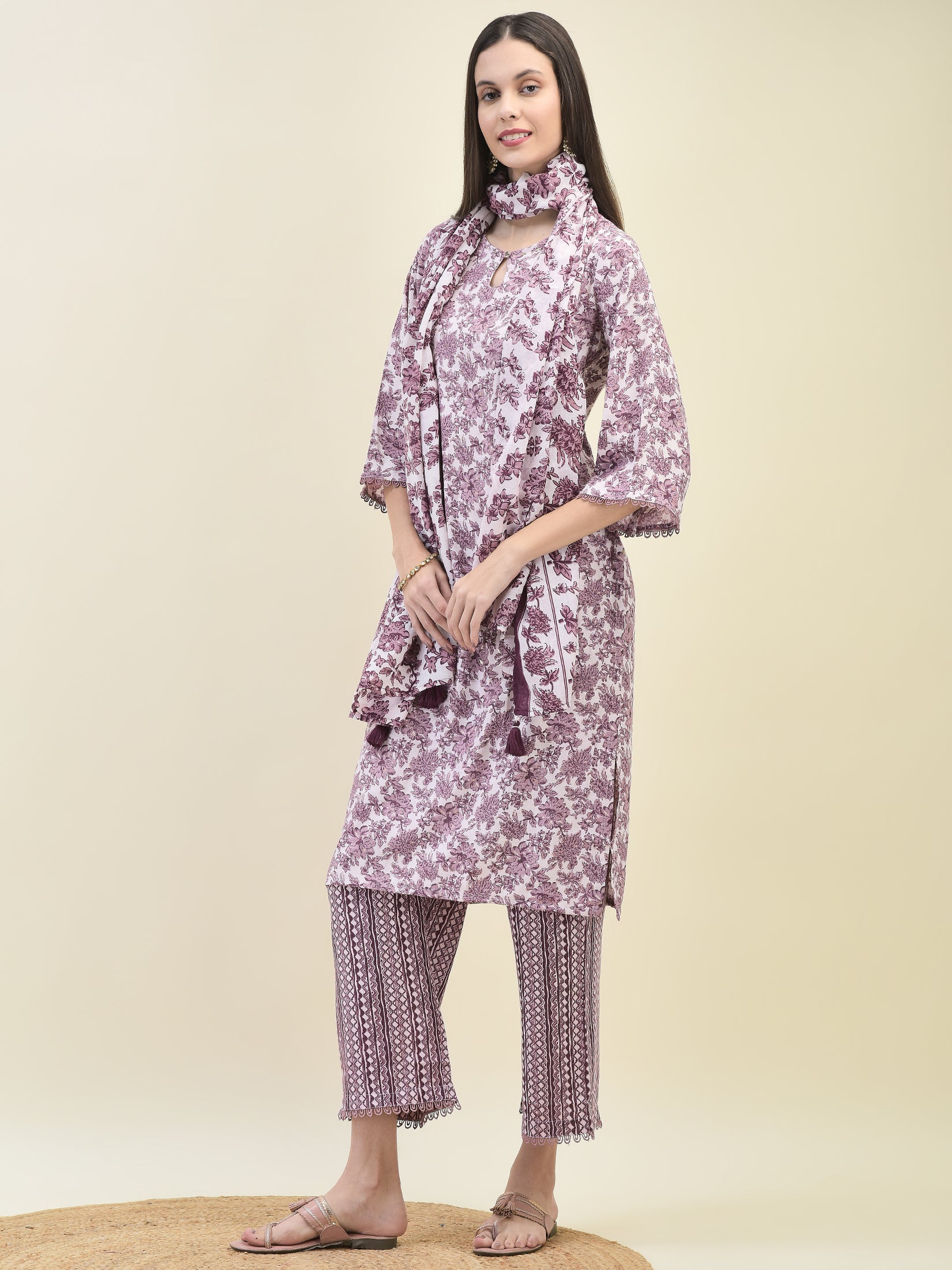 Women Poly Viscose Lilac Floral Print Kurta Comfort Pant Dupatta