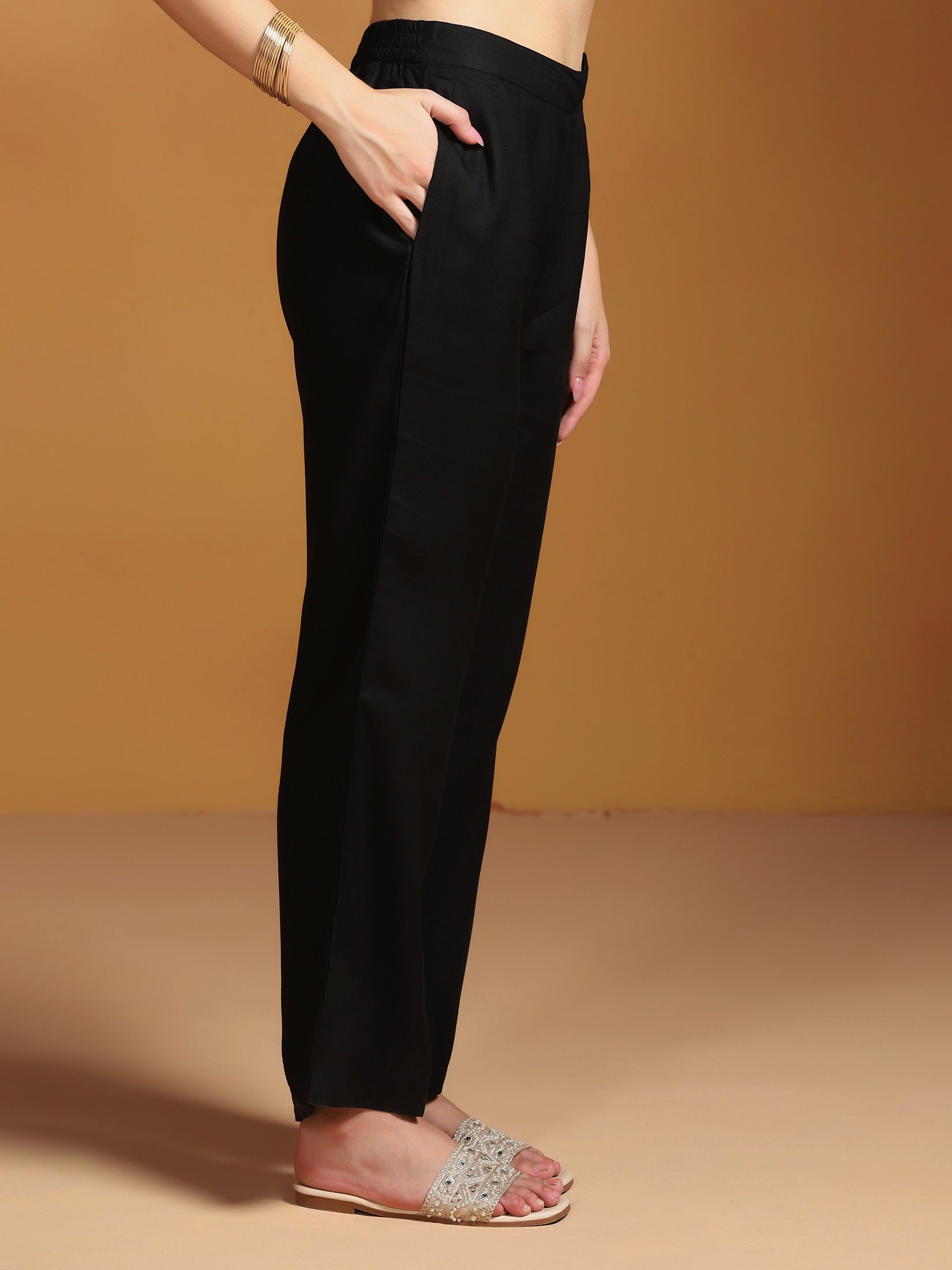 Women Liva Off White and Black Printed Kurta Comfort Pant Dupatta