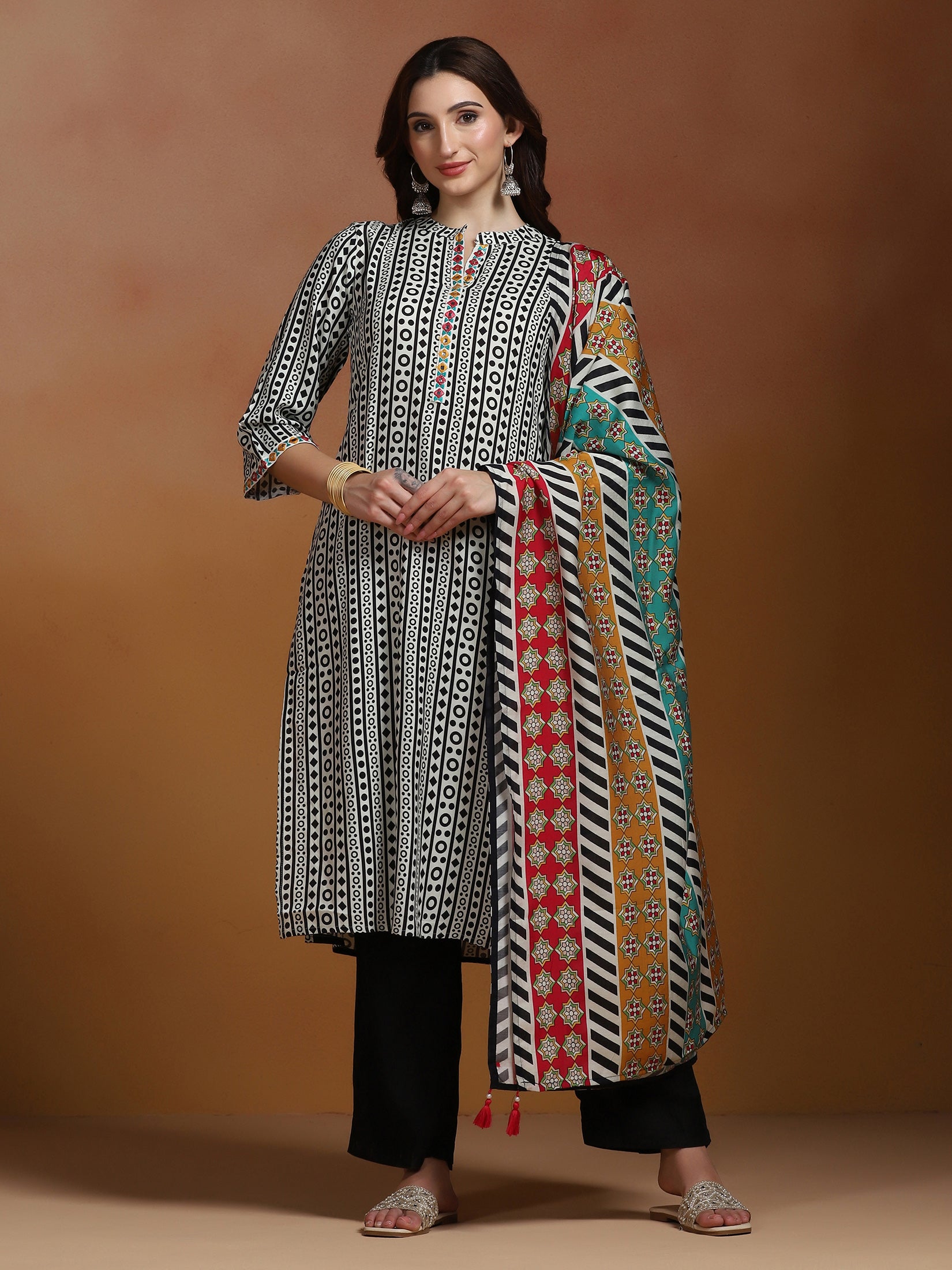 Women Liva Off White and Black Printed Kurta Comfort Pant Dupatta