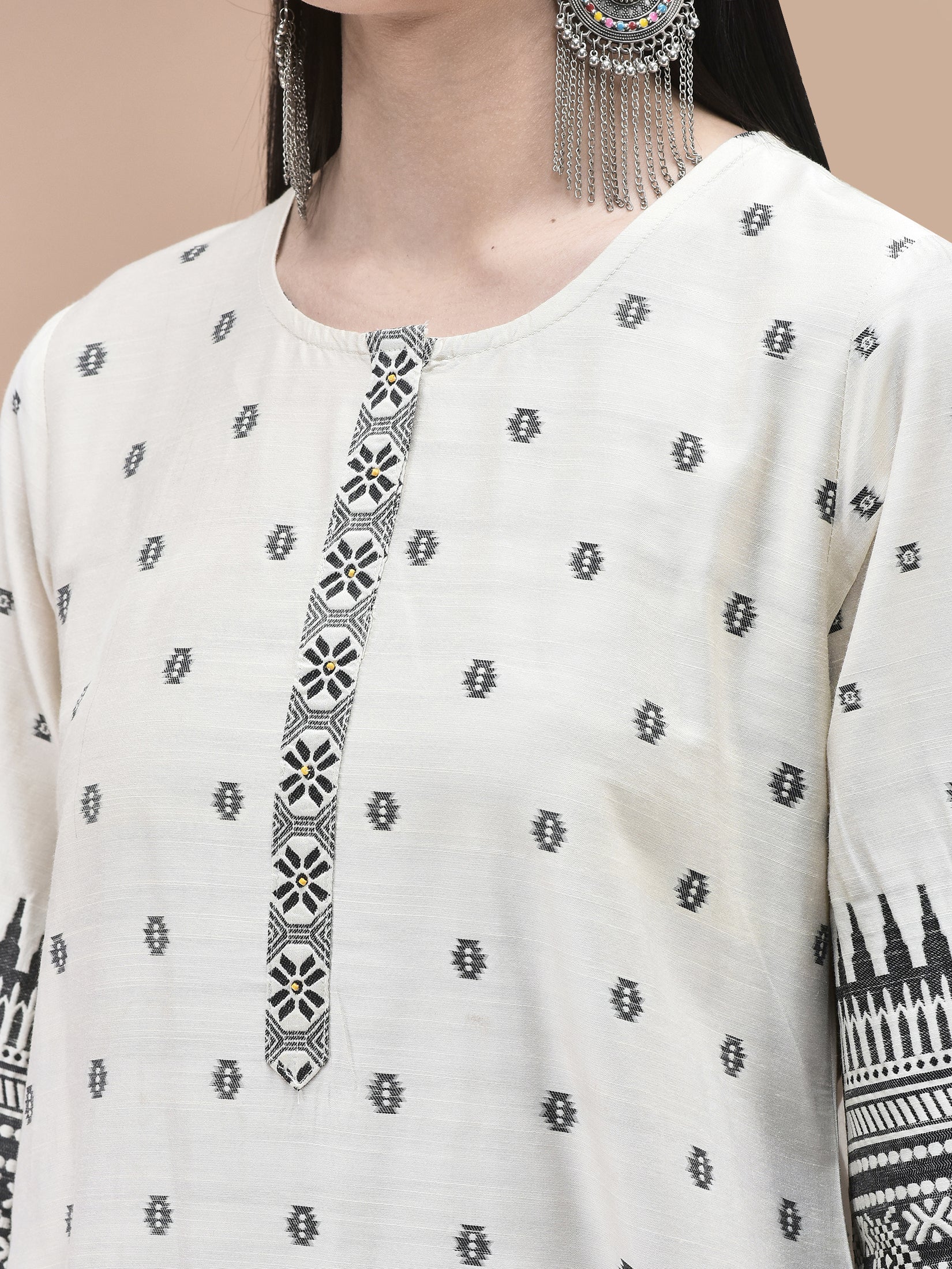 Women Silk Jacquard Beige Solid Kurta Comfort Pant Dupatta