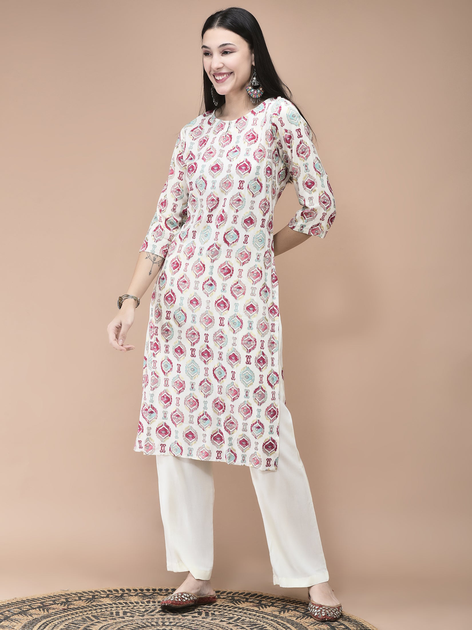 Women Liva Off White Ikat Print Kurta Comfort Pant Dupatta