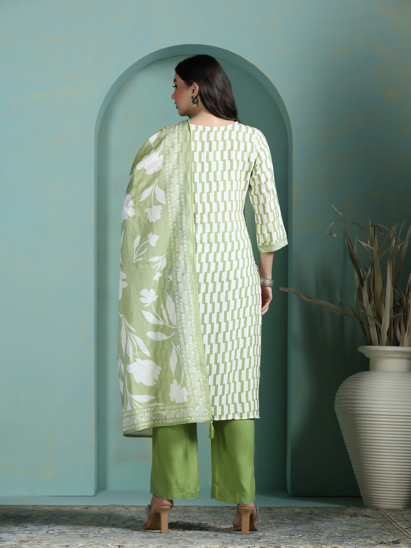 Women Liva Green Printed Kurta Comfort Pant Dupatta