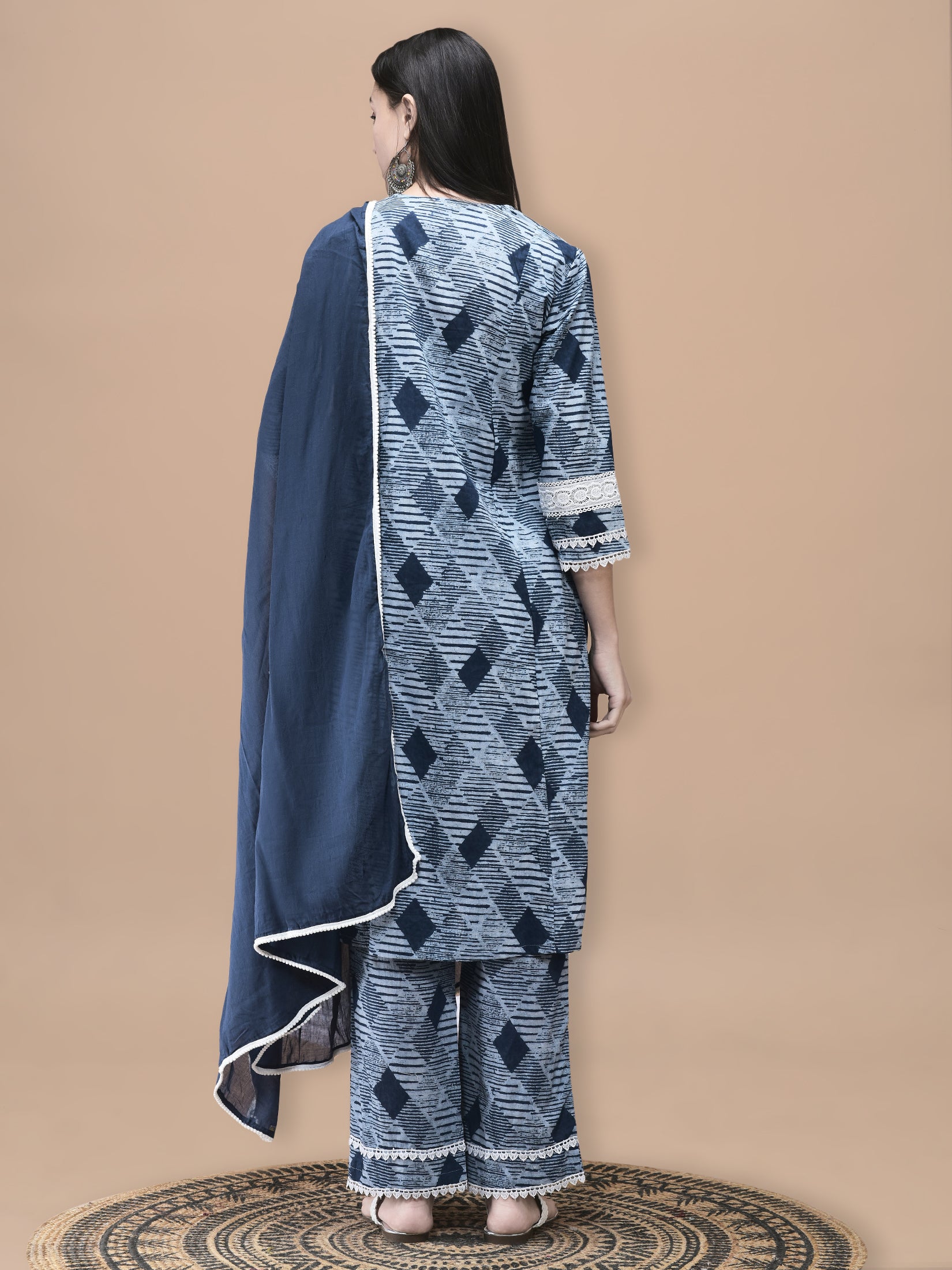 Women Cotton Blue Geometric Print Kurta Comfort Pant Dupatta