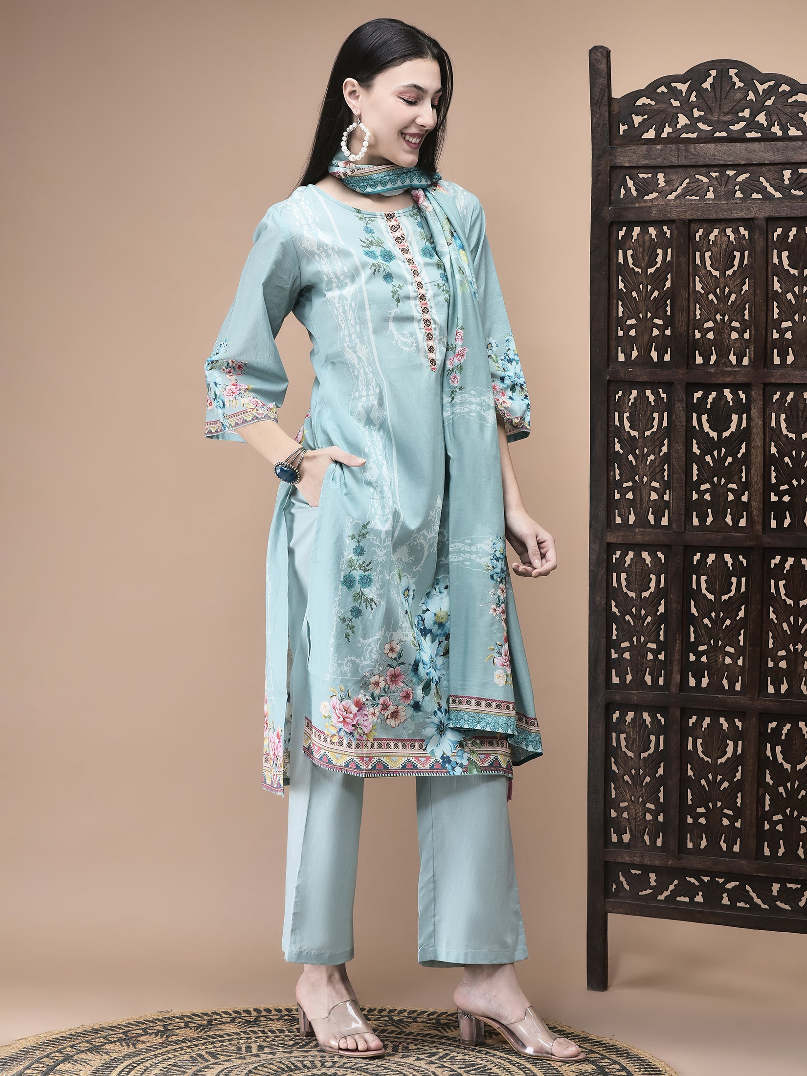 Women Cotton Blue Floral Print Kurta Comfort Pant Dupatta