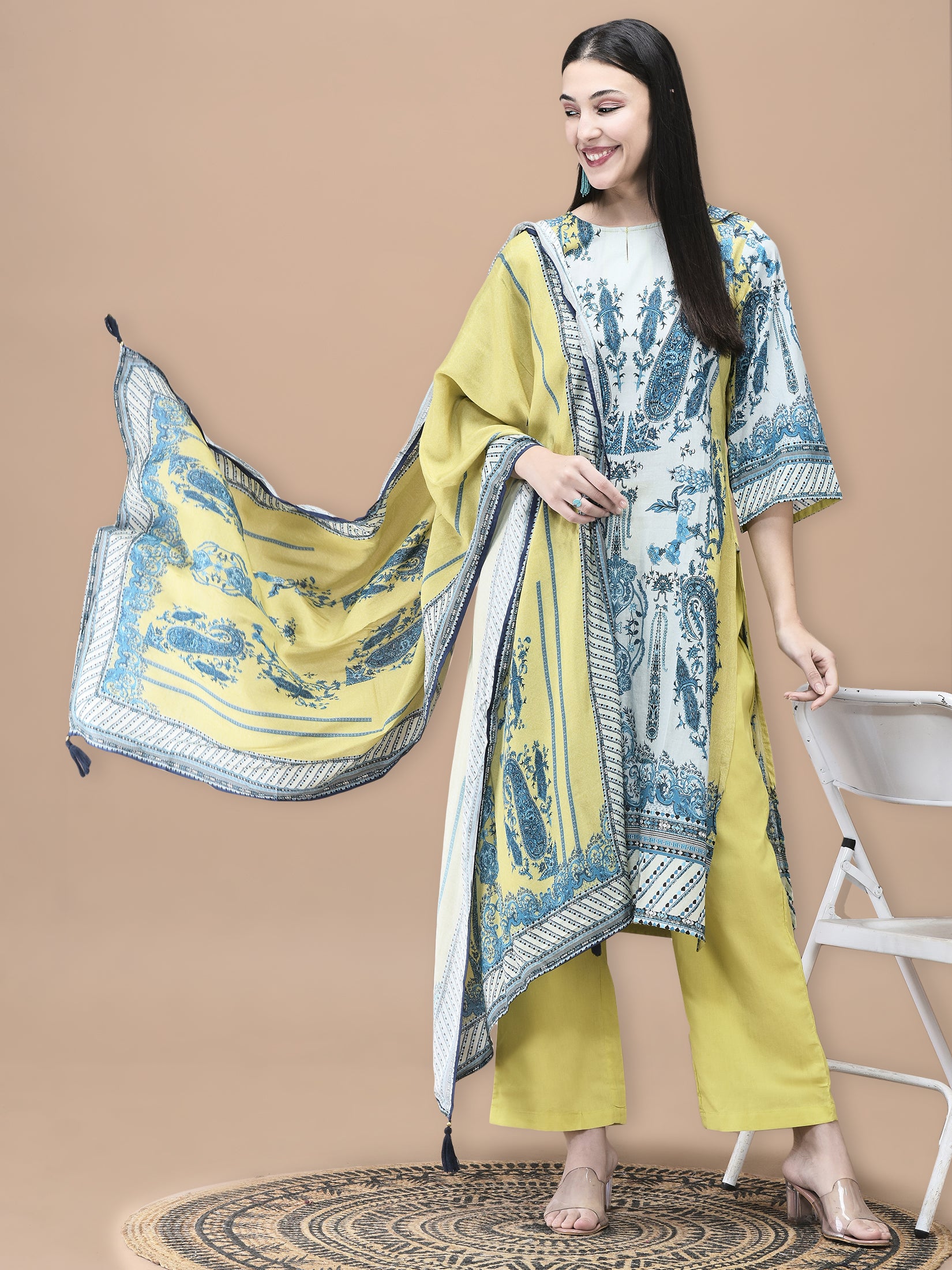 Women Cotton Blue Floral Print Kurta Comfort Pant Dupatta