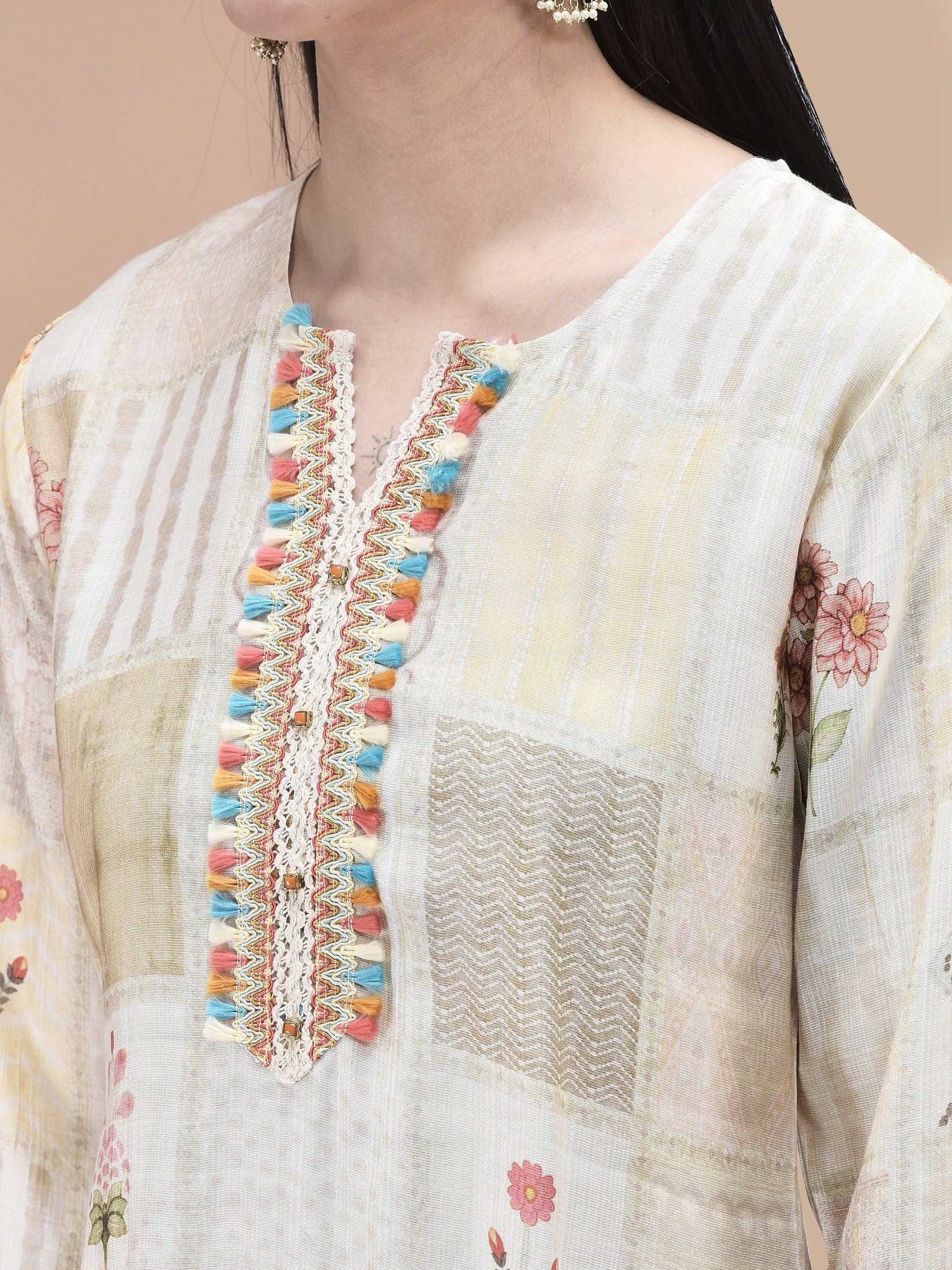 Women Liva Cream Floral Print Kurta Comfort Pant Dupatta