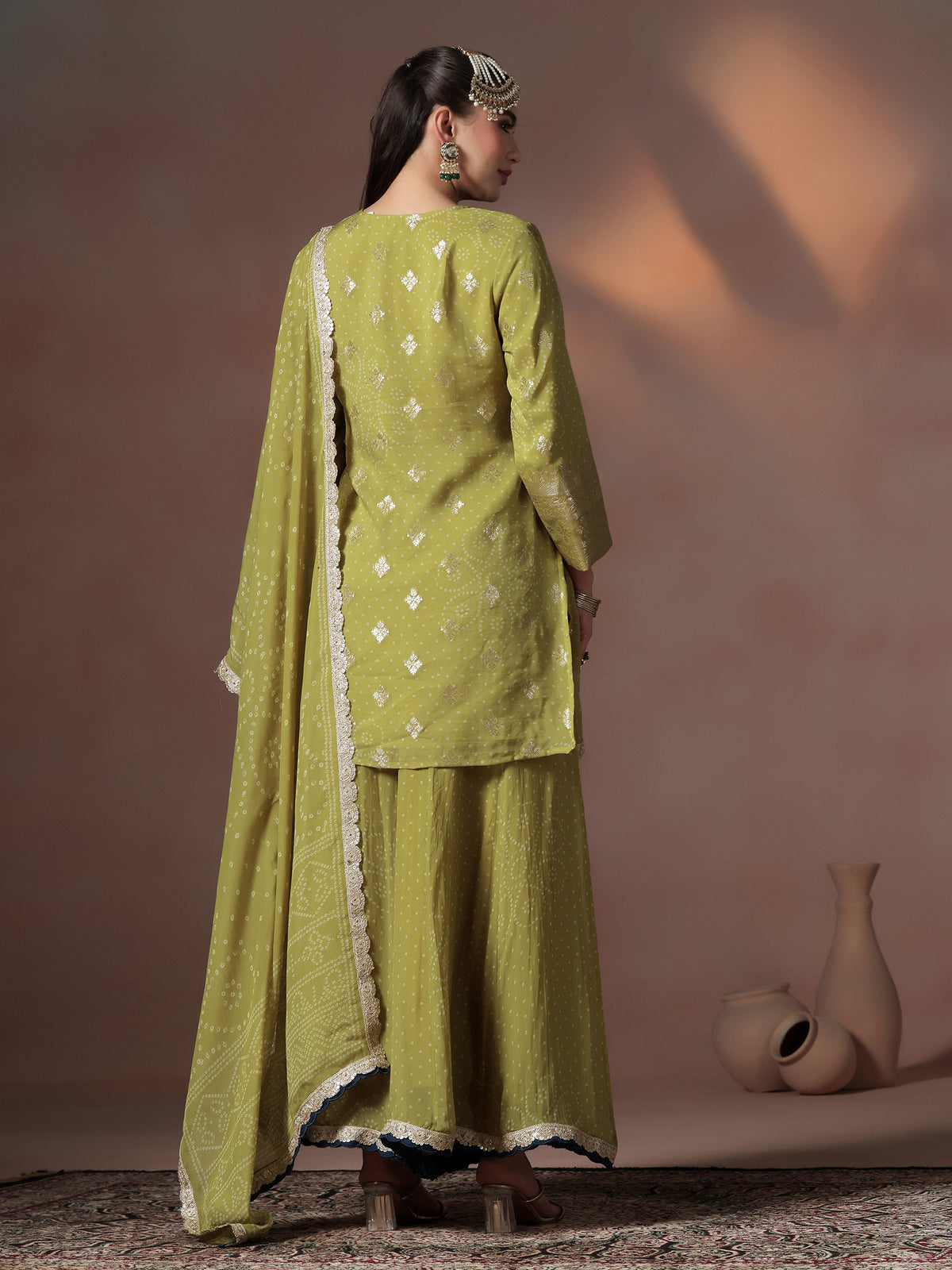Women Green Jacquard Straight Kurta Sets With Dupatta