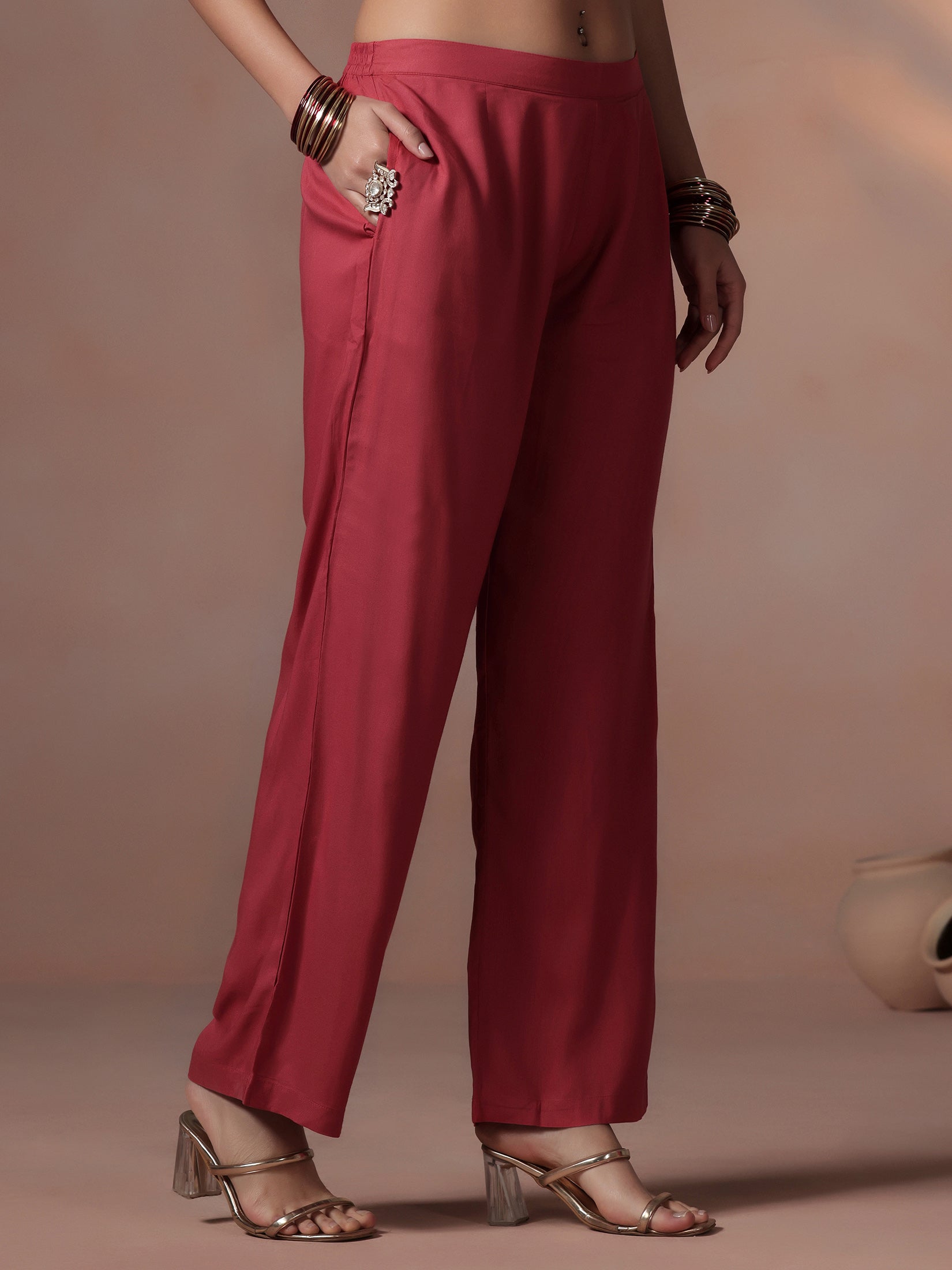 Women Liva Pink Solid Kurta Comfort Pant Dupatta