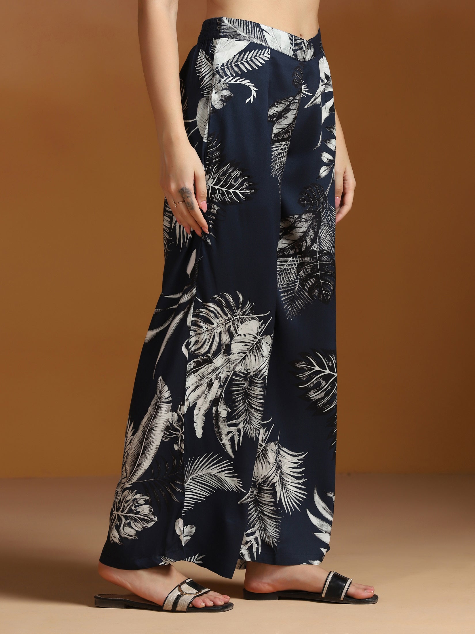 Women Liva Indigo Printed Kurta Wide Leg Pant Dupatta