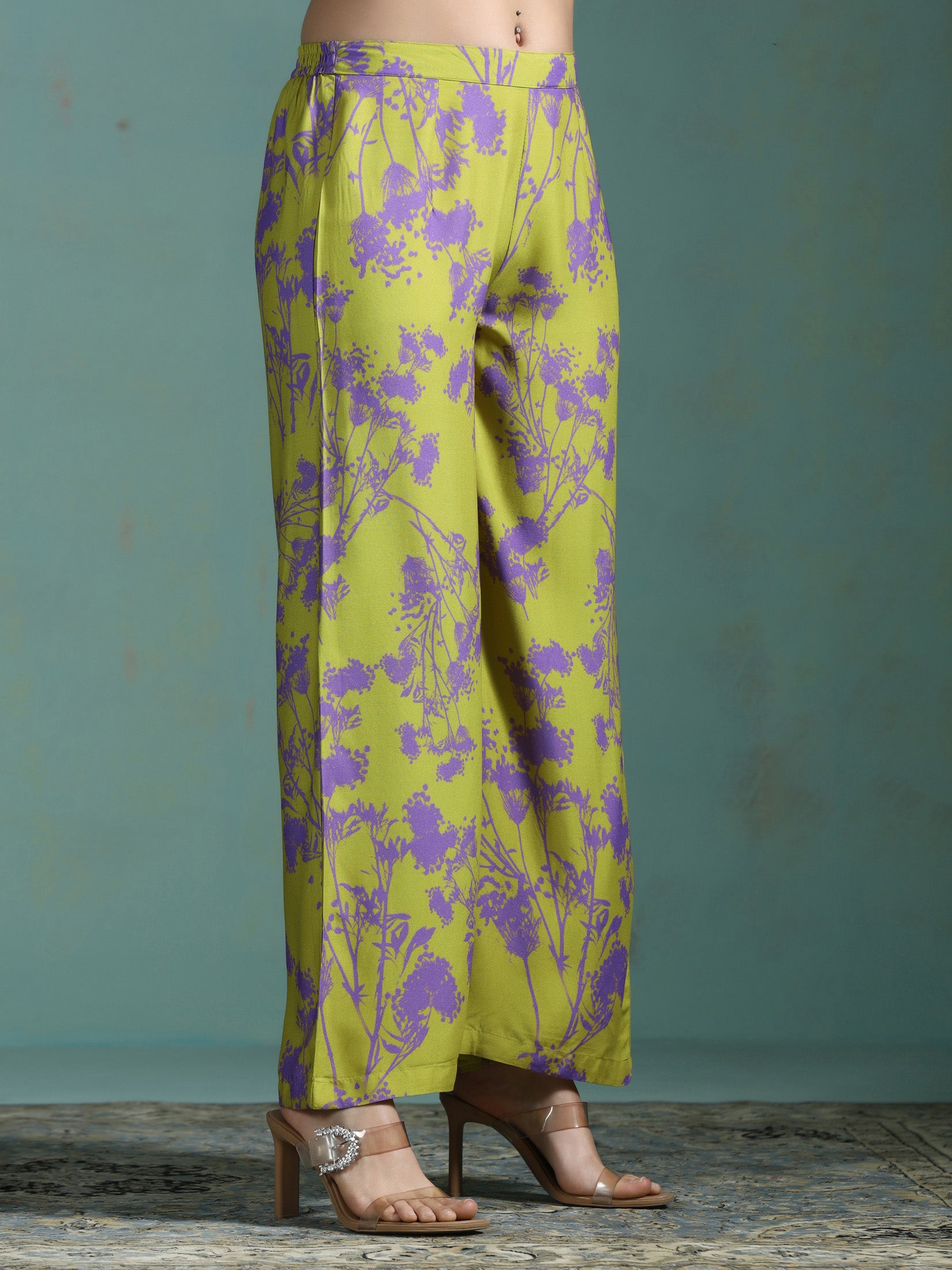 Women Liva Green Printed Kurta With Wide Leg Pant