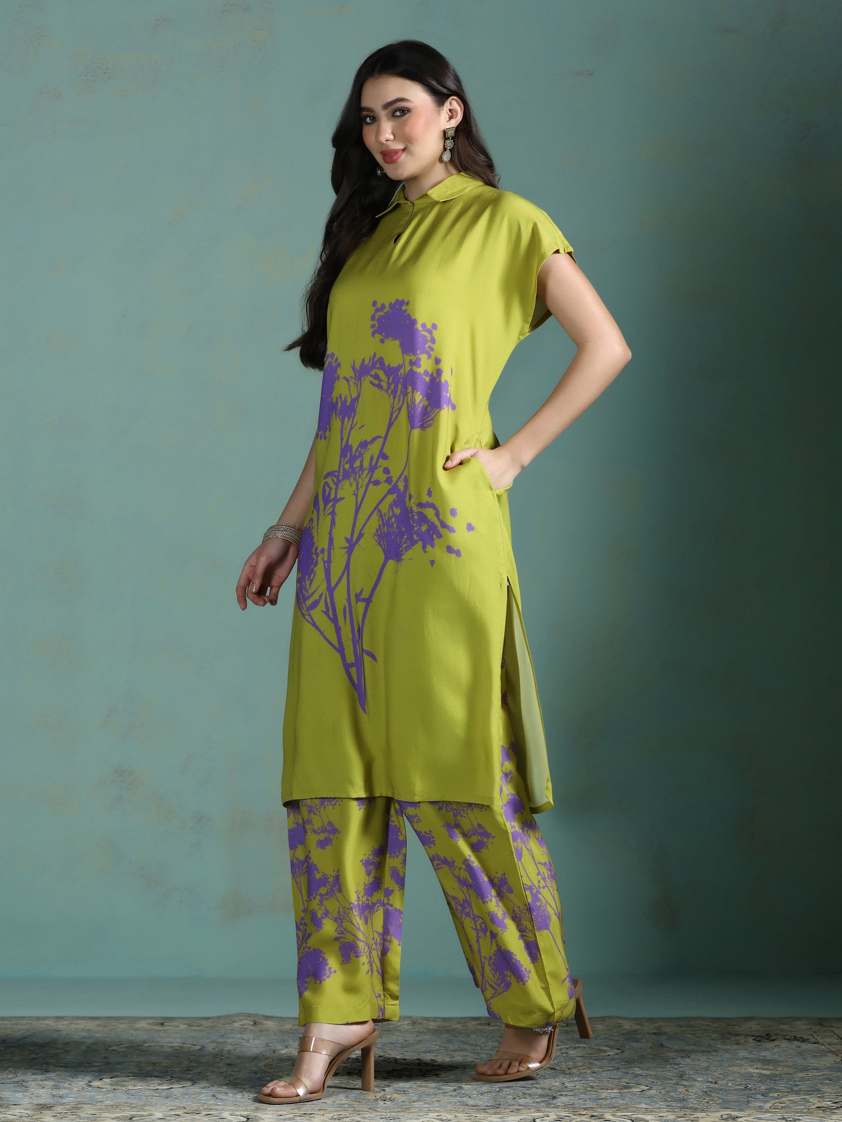 Women Liva Green Printed Kurta With Wide Leg Pant