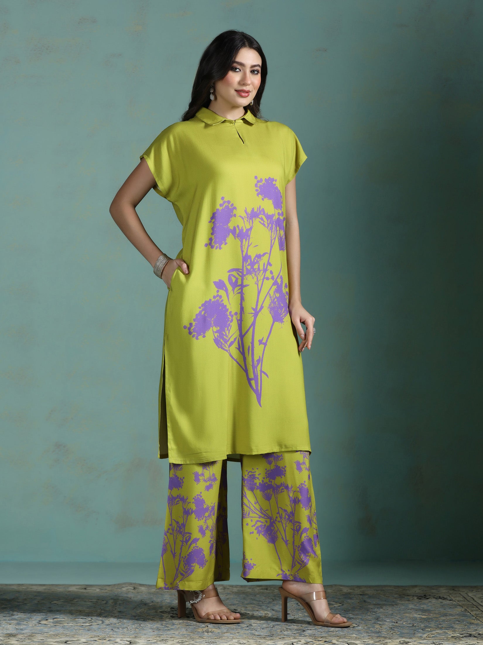 Women Liva Green Printed Kurta With Wide Leg Pant