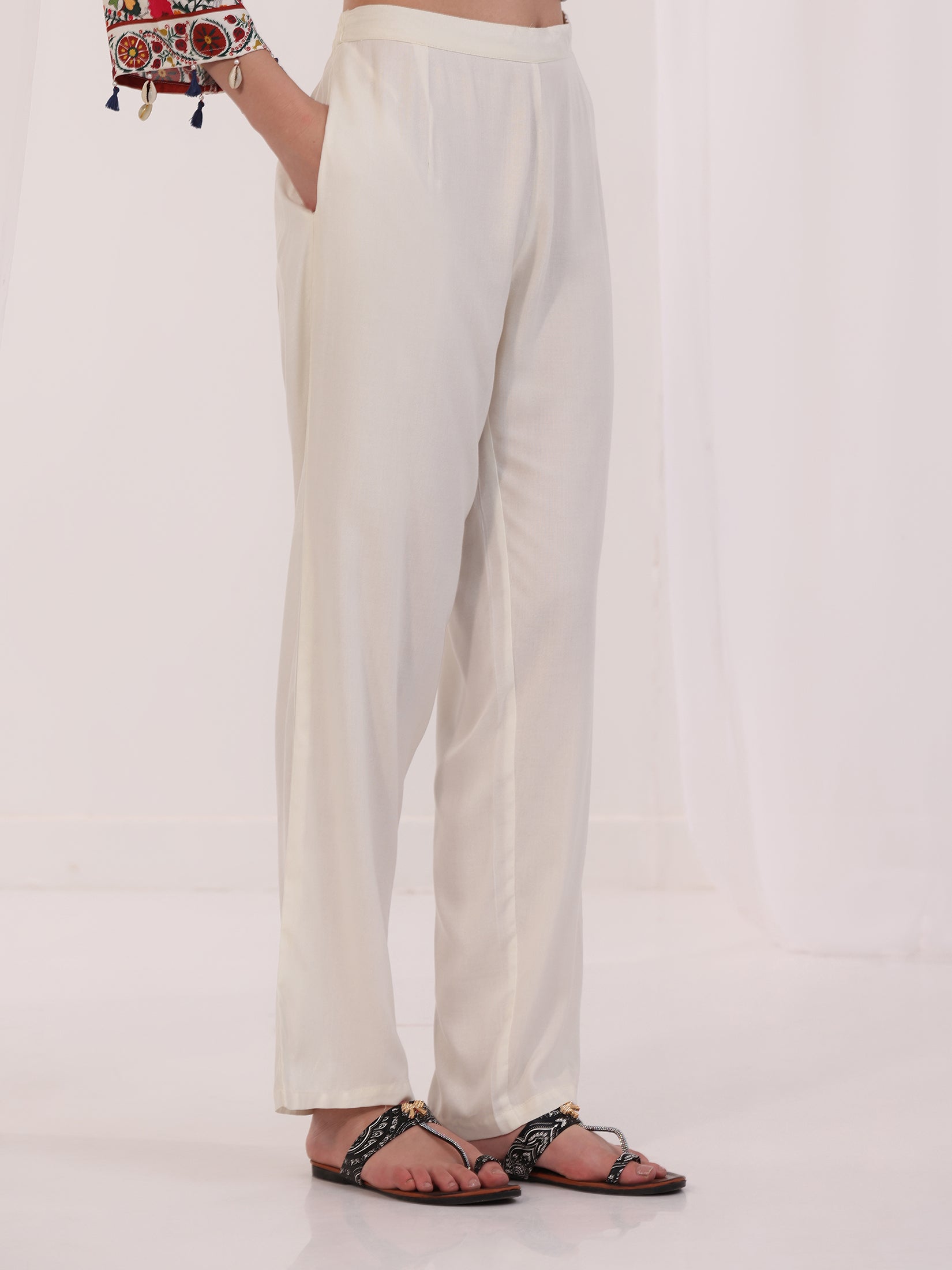 Women Liva Off White Printed Kurta Comfort Pant Dupatta