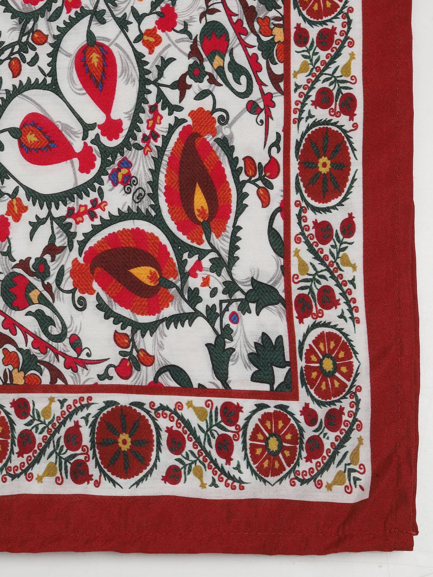 Women Liva Off White Printed Kurta Comfort Pant Dupatta