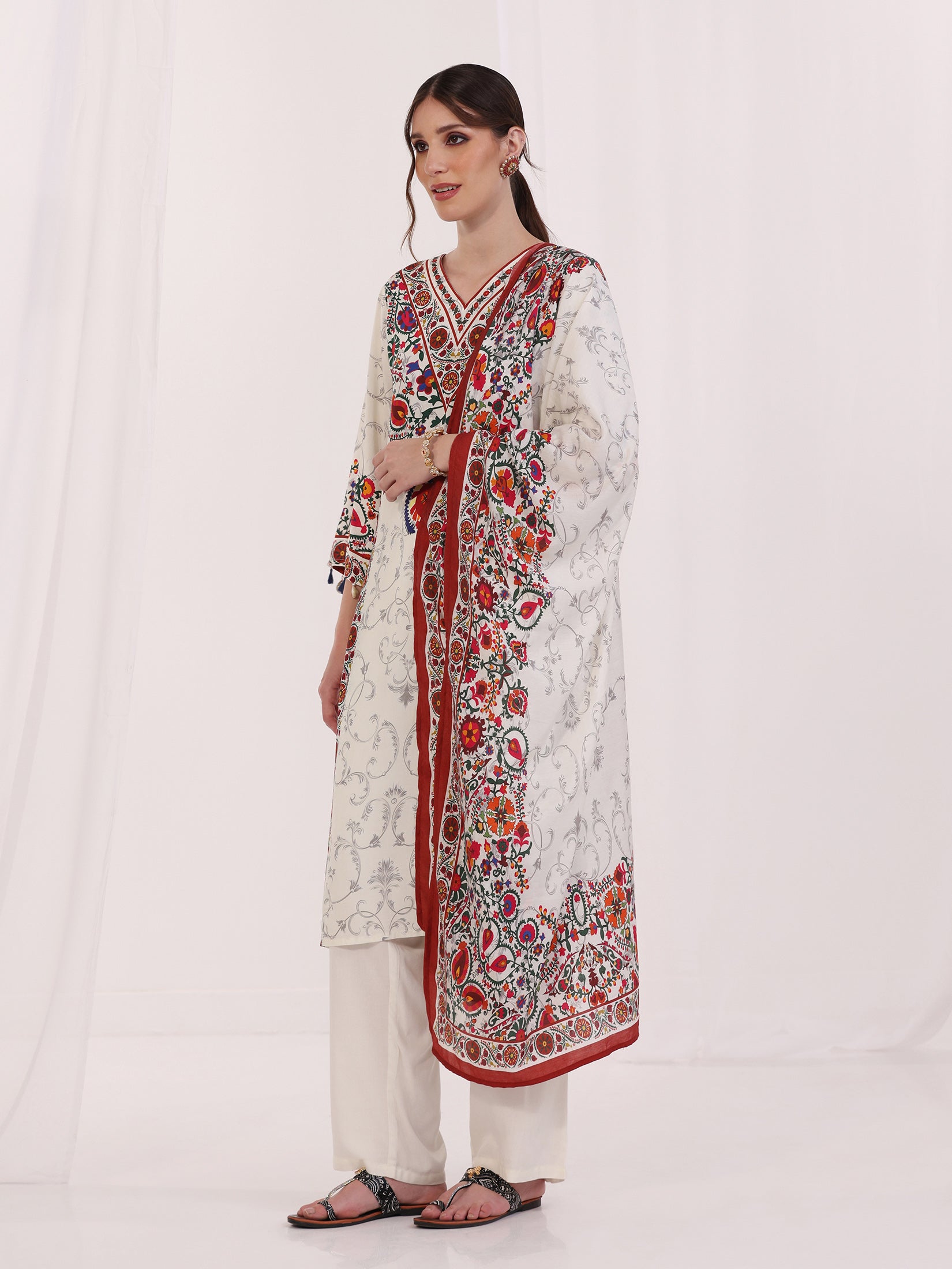 Women Liva Off White Printed Kurta Comfort Pant Dupatta