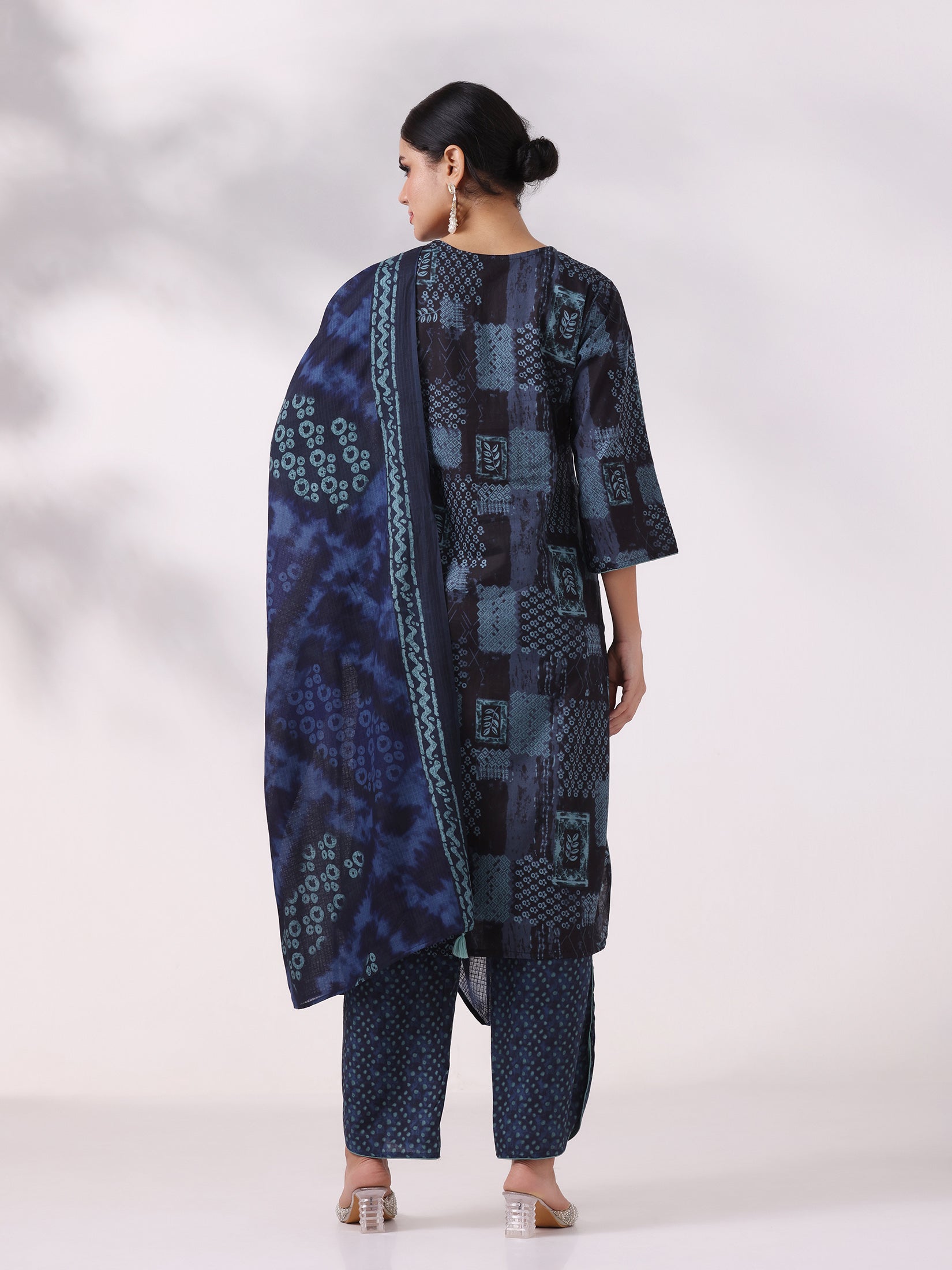 Women Cotton Indigo Printed Kurta Comfort Pant Dupatta