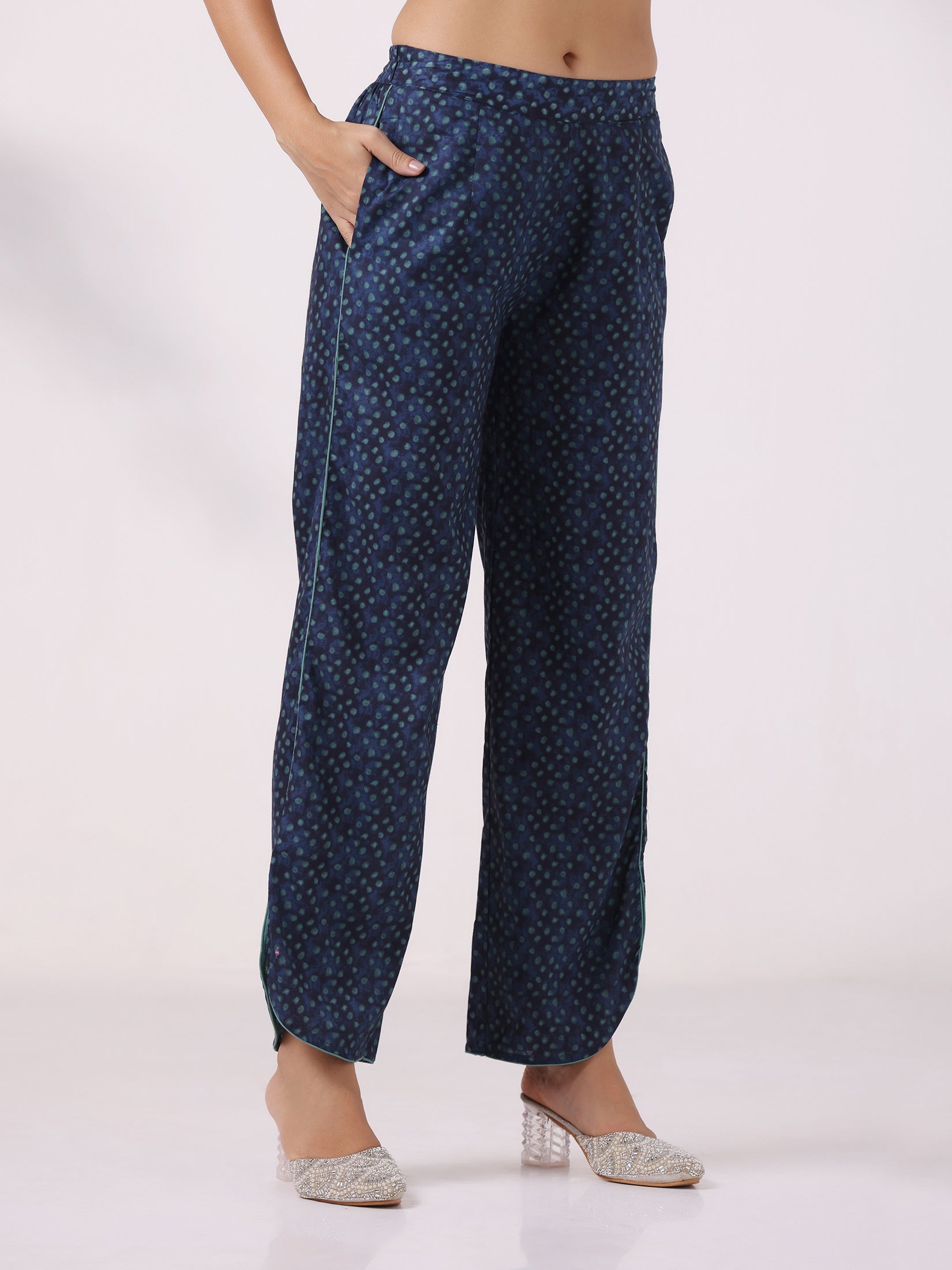 Women Cotton Indigo Printed Kurta Comfort Pant Dupatta