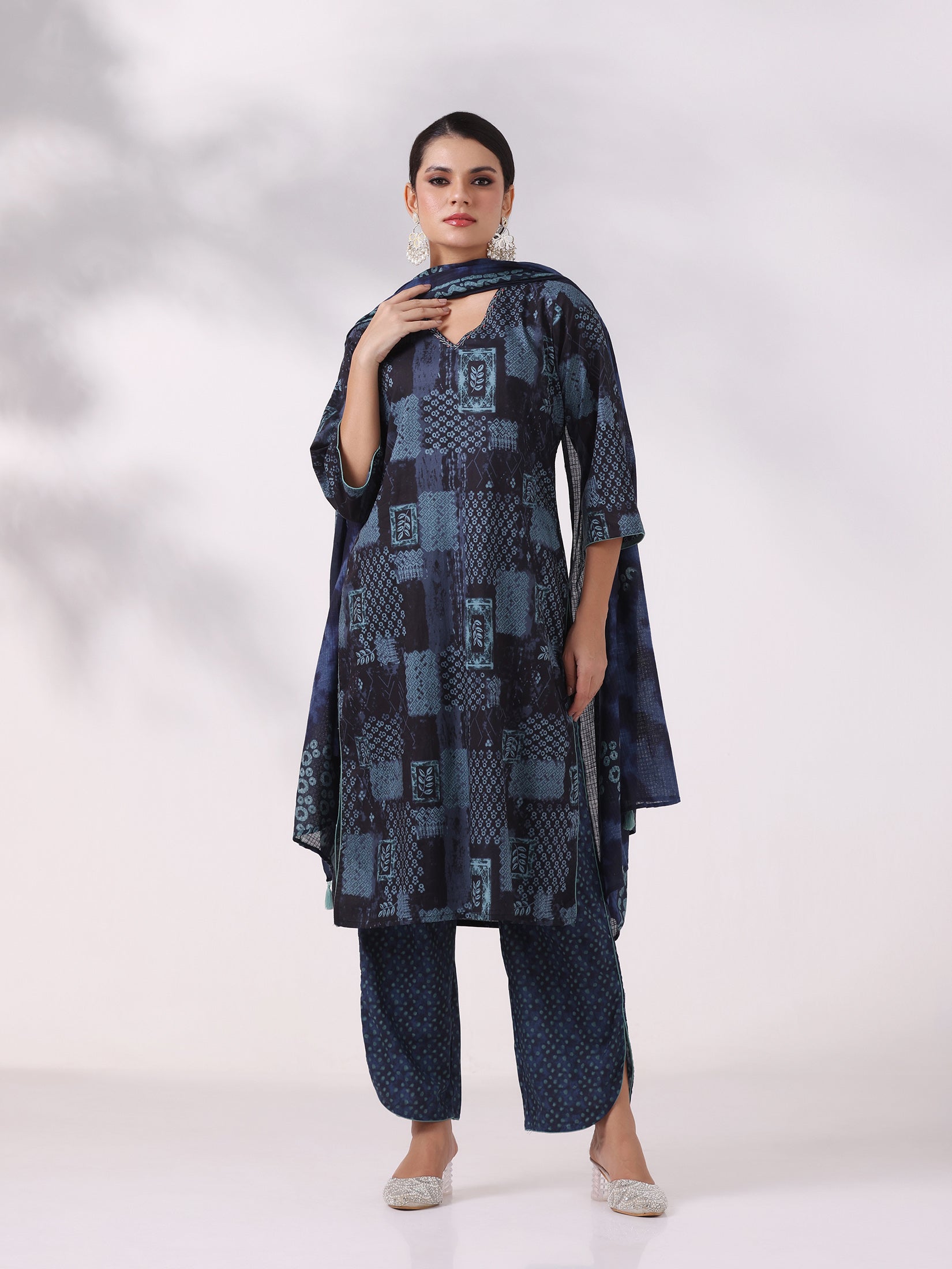 Women Cotton Indigo Printed Kurta Comfort Pant Dupatta
