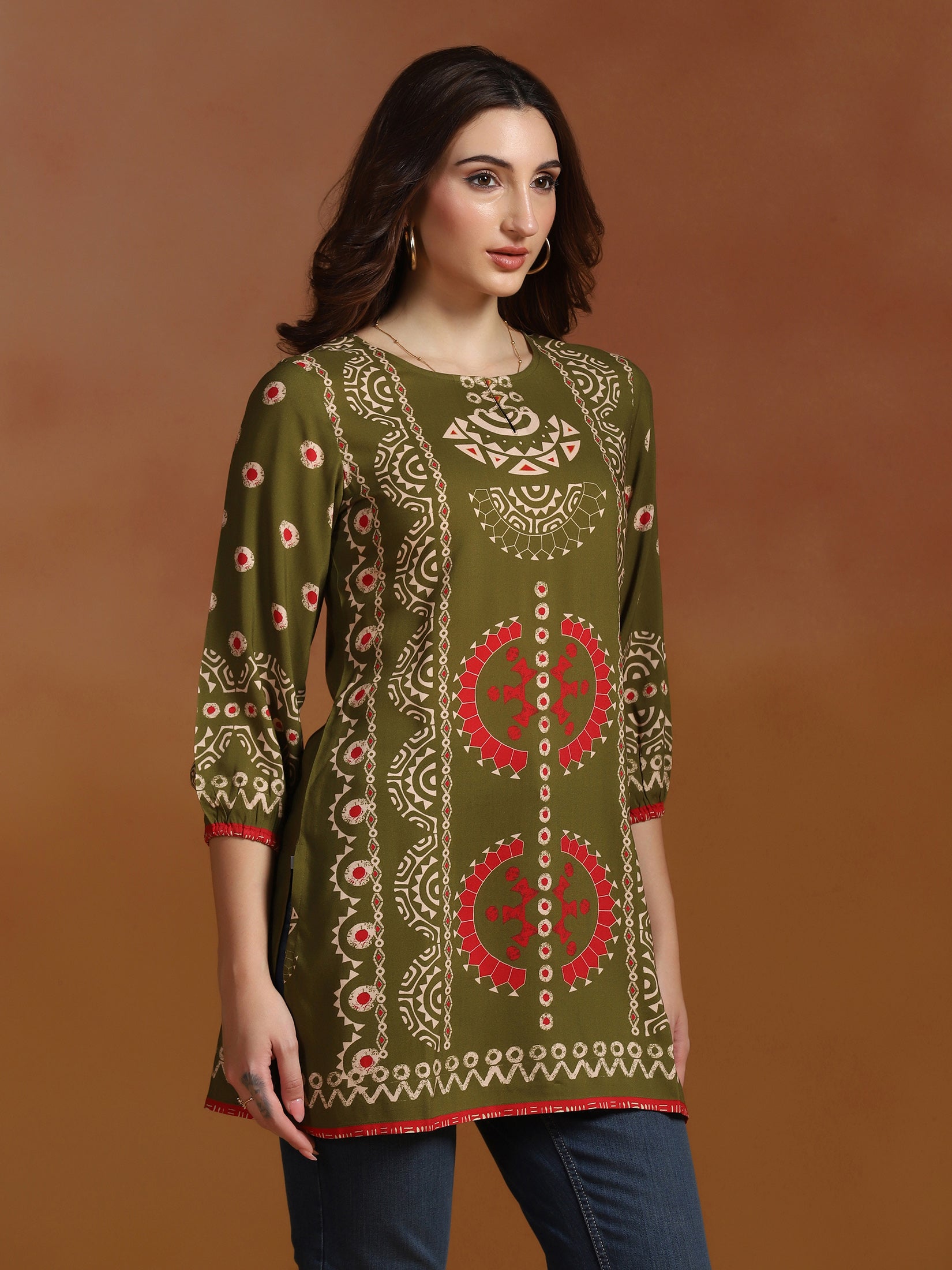 25436OLIVE_right