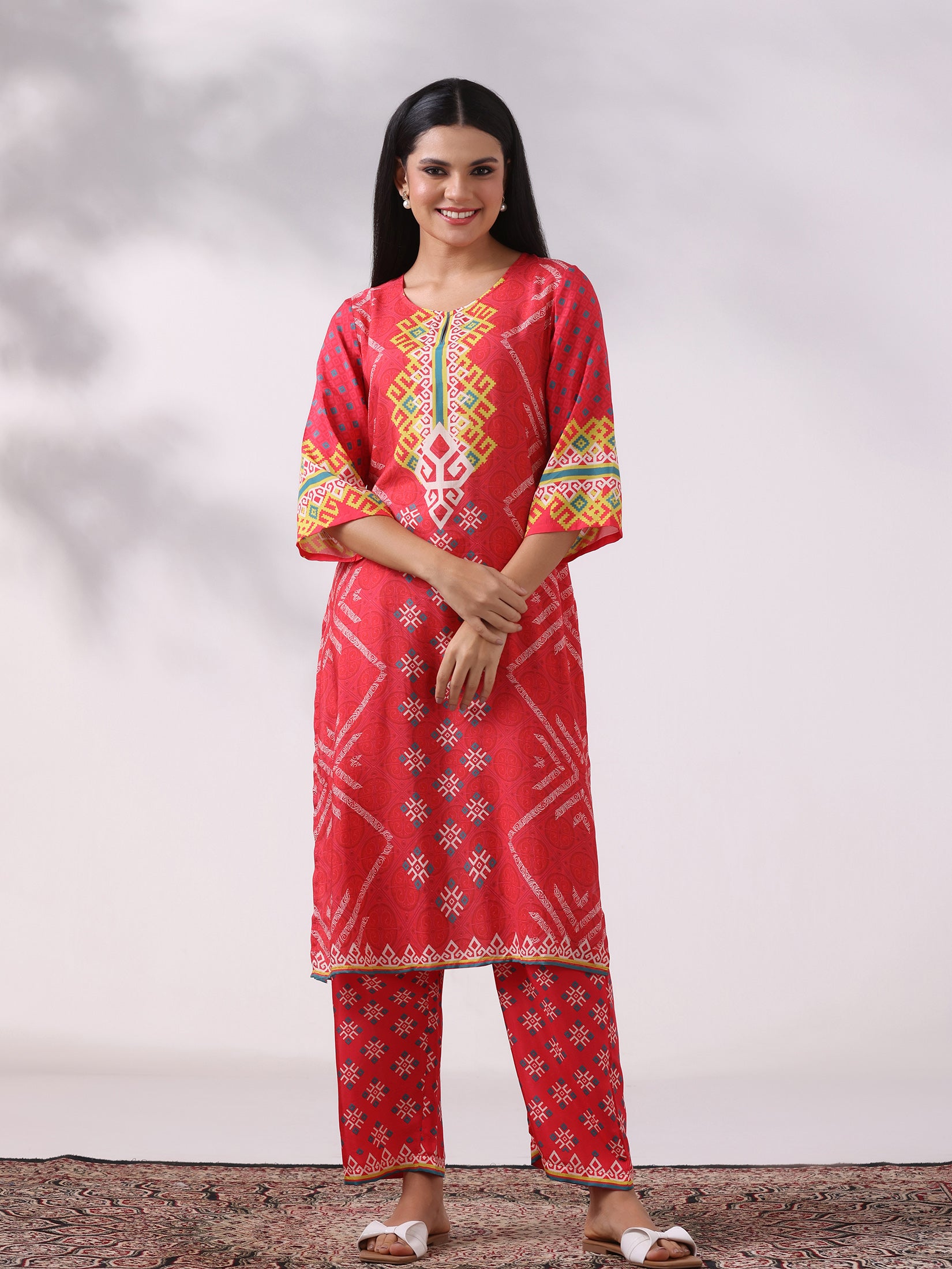 Women Muslin Pink Printed Kurta With Comfort Pant