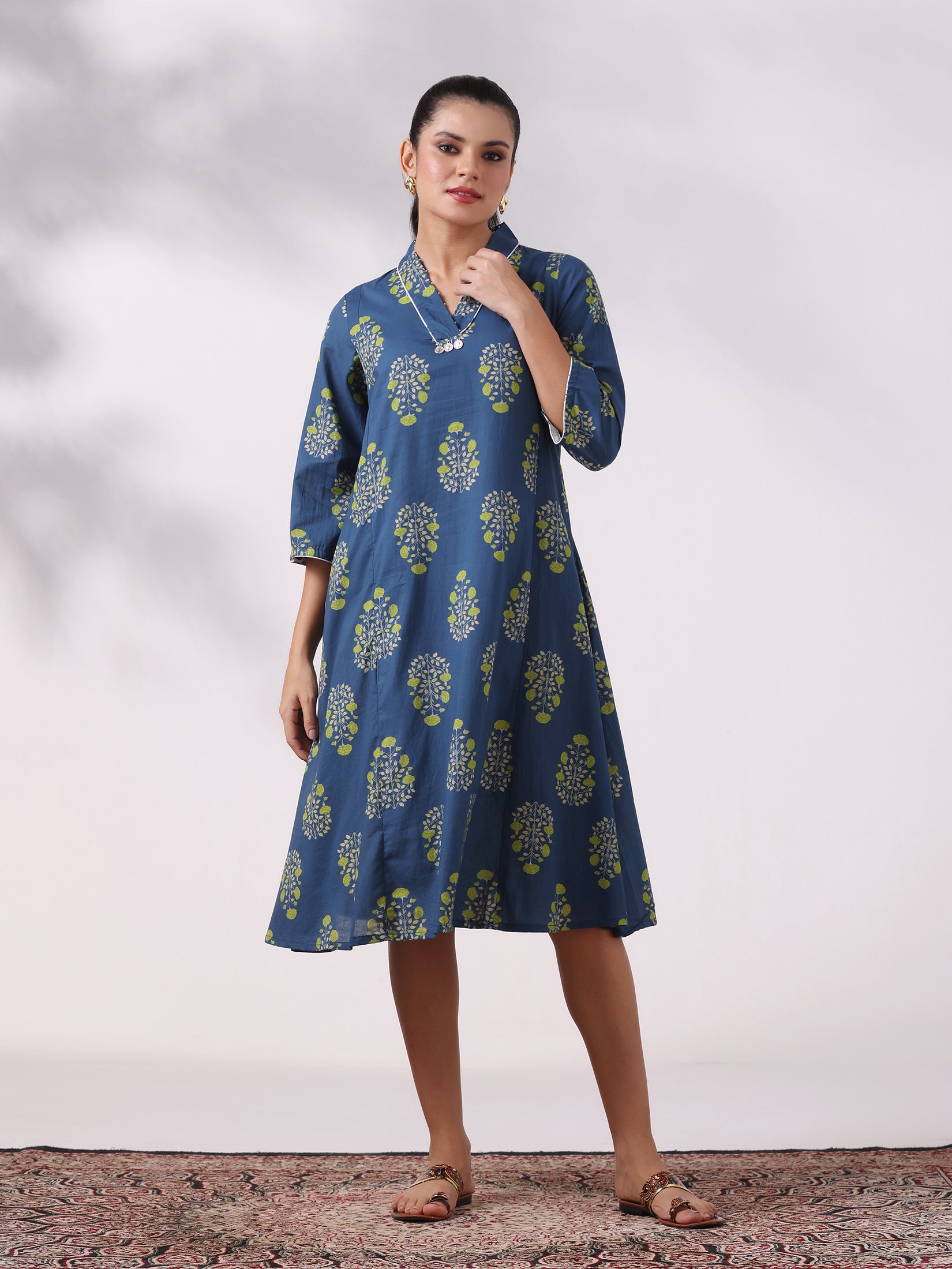 Women Cotton Blue Printed Anarkali Kurta