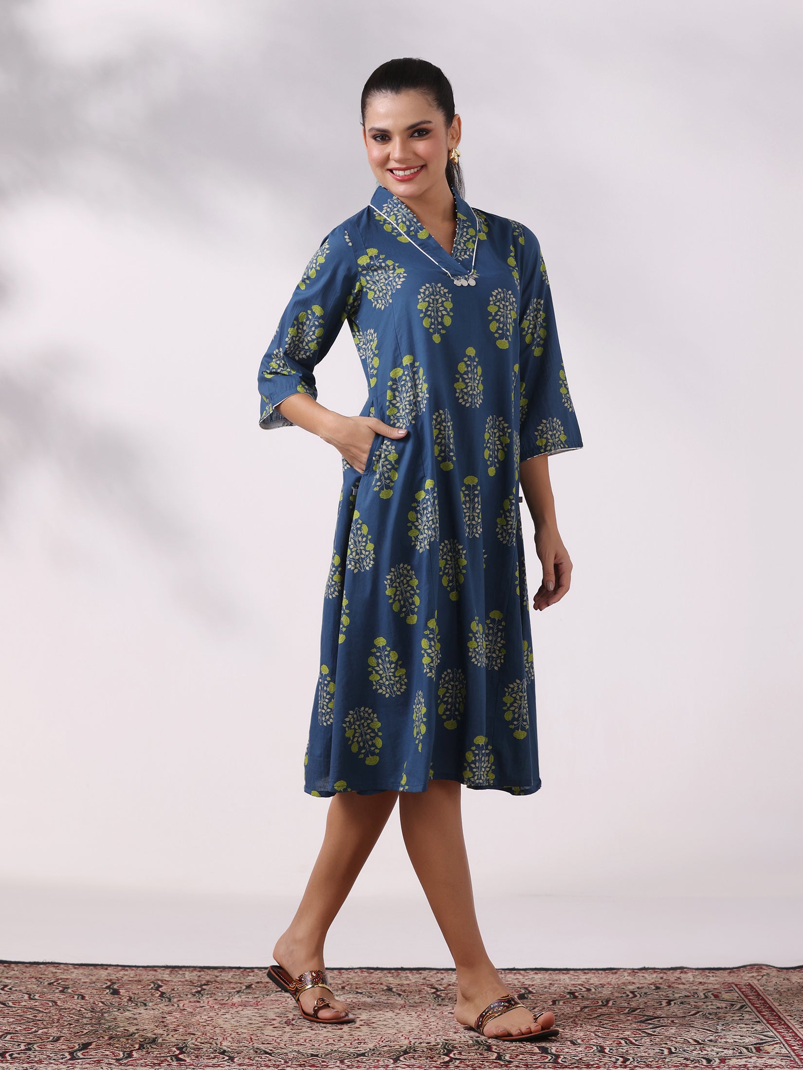 Women Cotton Blue Printed Anarkali Kurta
