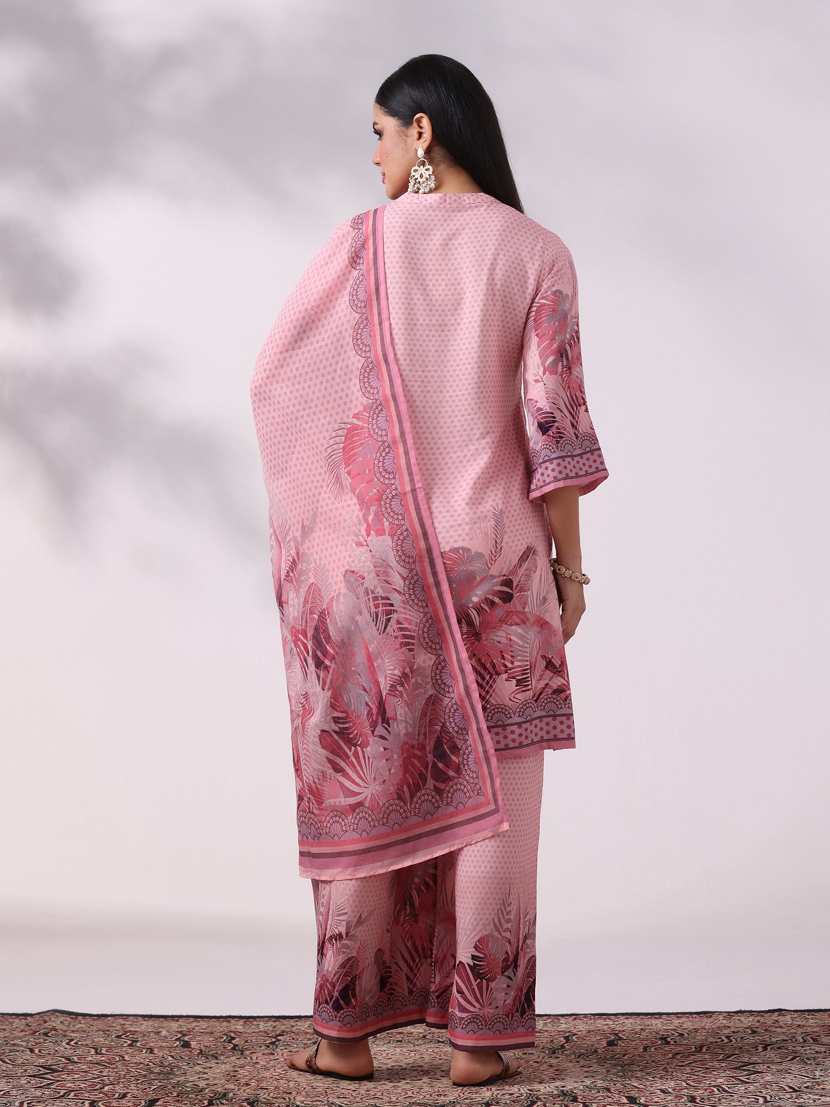 Women Liva Pink Printed Kurta Comfort Pant Dupatta