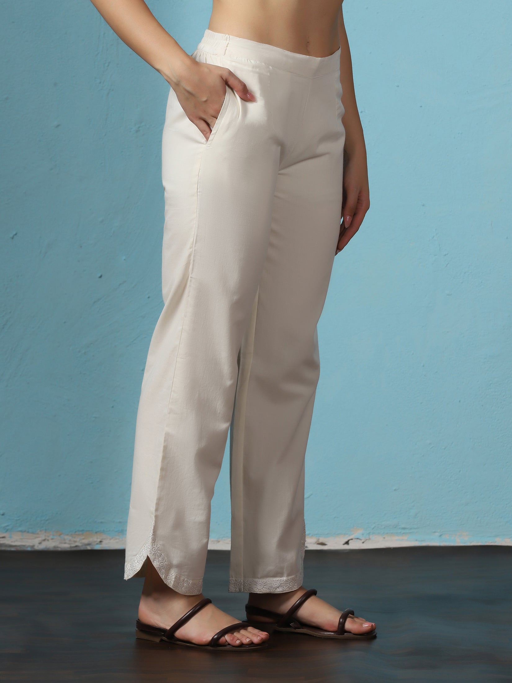 25562OFFWHITE_bottom