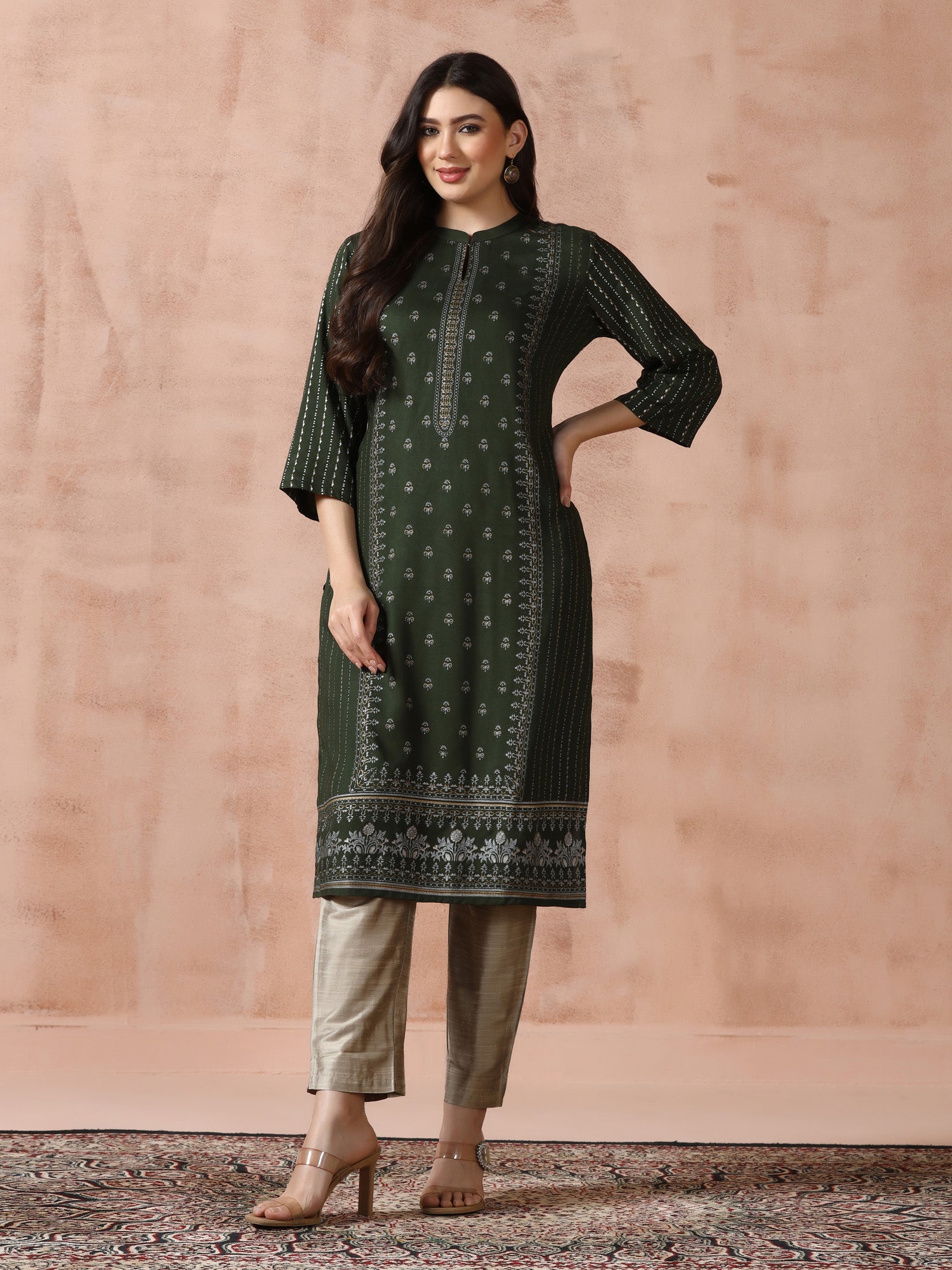 Women Liva Green Placement Print Kurta